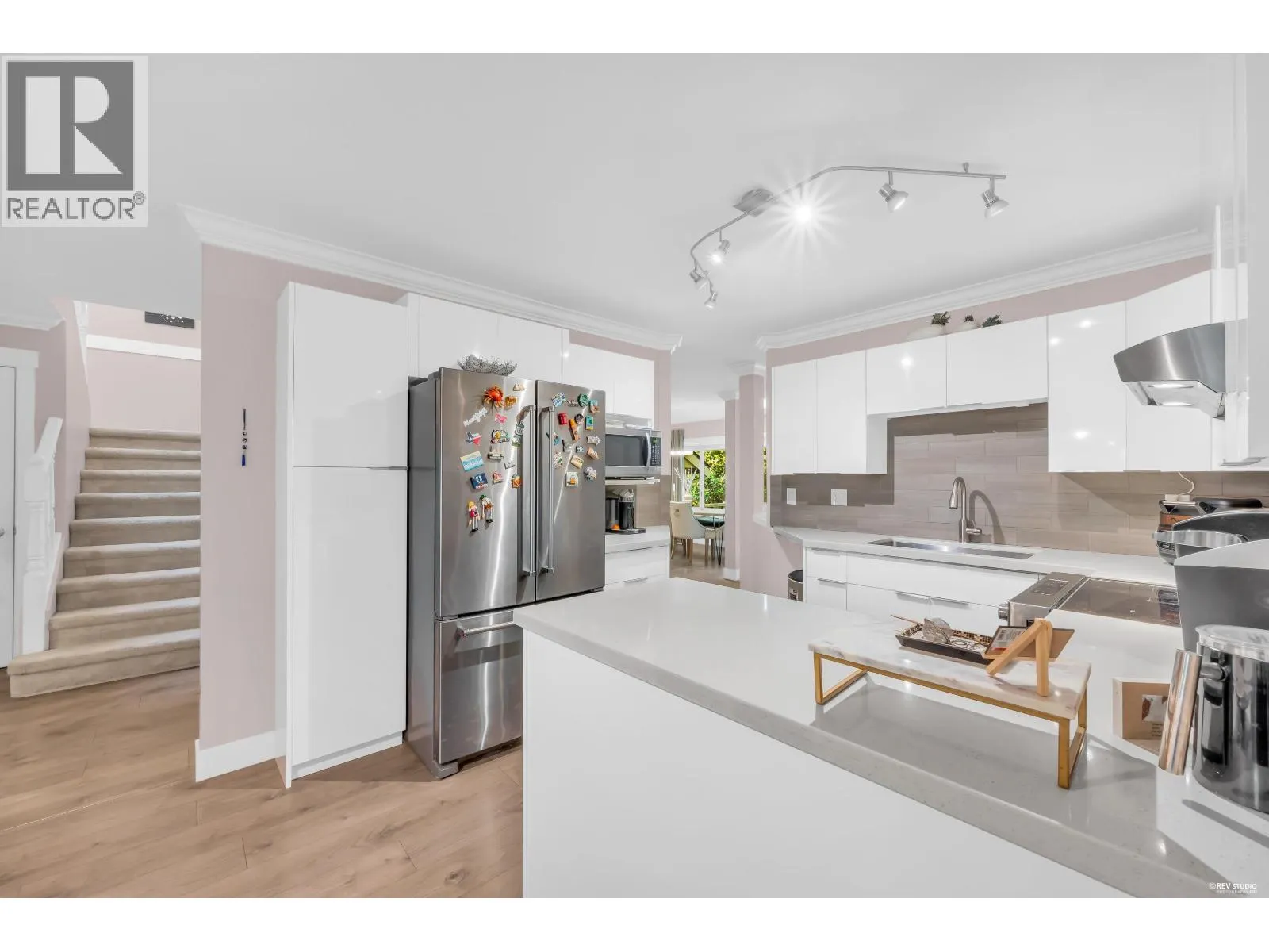 9 181 RAVINE DRIVE