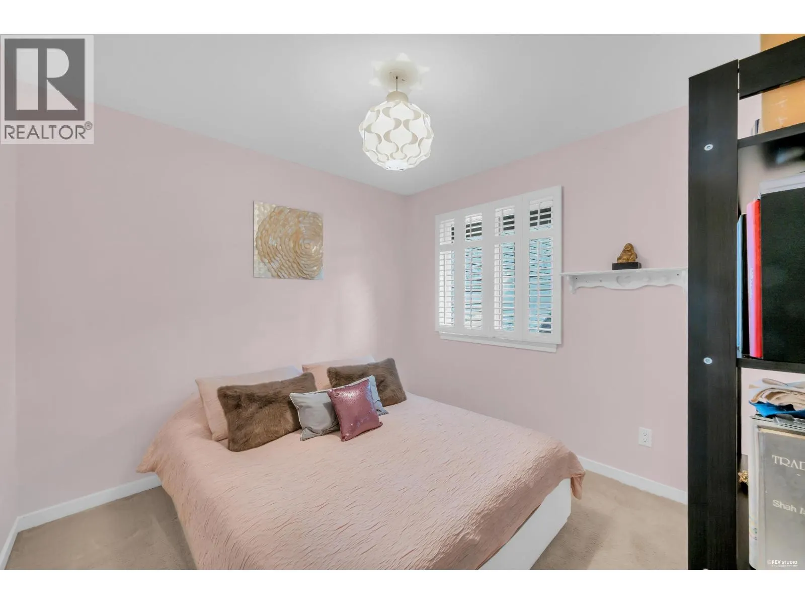 9 181 RAVINE DRIVE