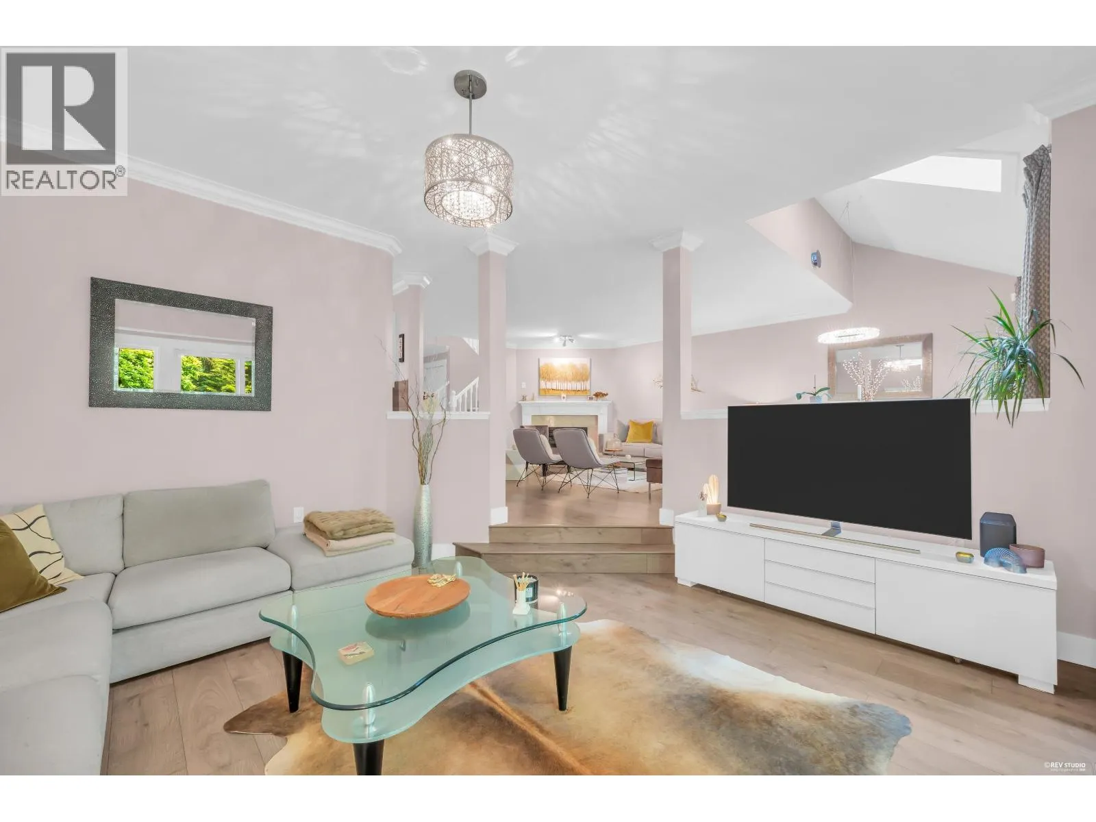 9 181 RAVINE DRIVE