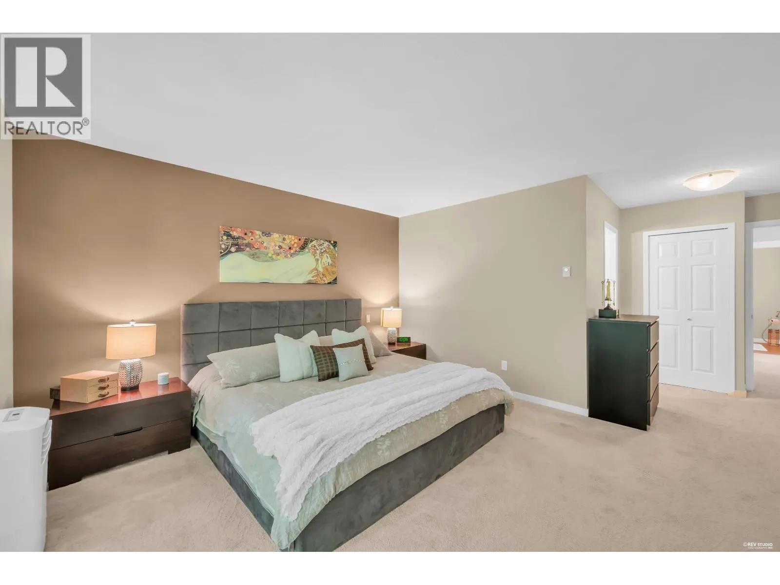 9 181 RAVINE DRIVE
