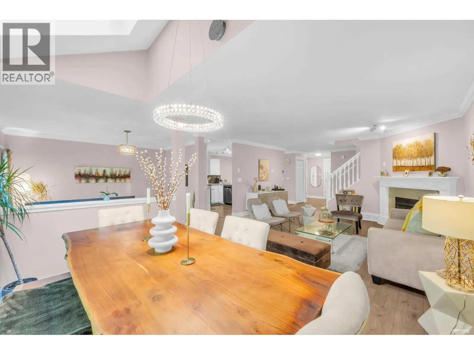 9 181 RAVINE DRIVE