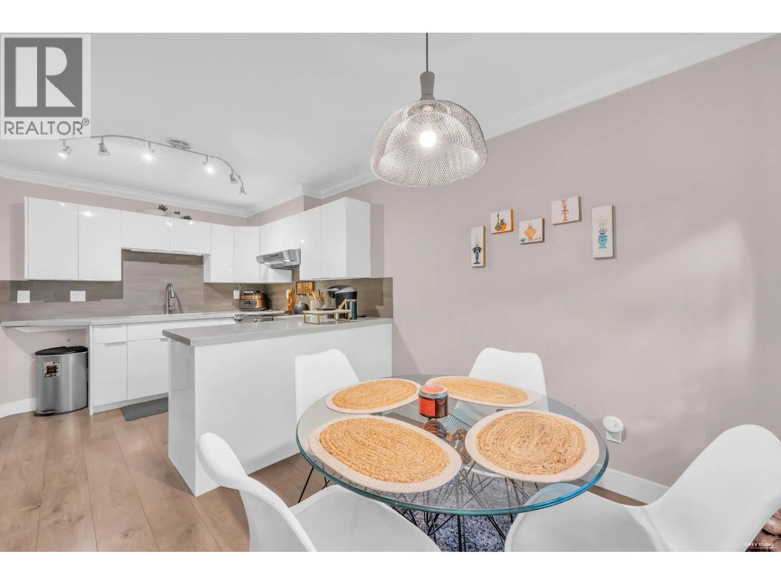9 181 RAVINE DRIVE