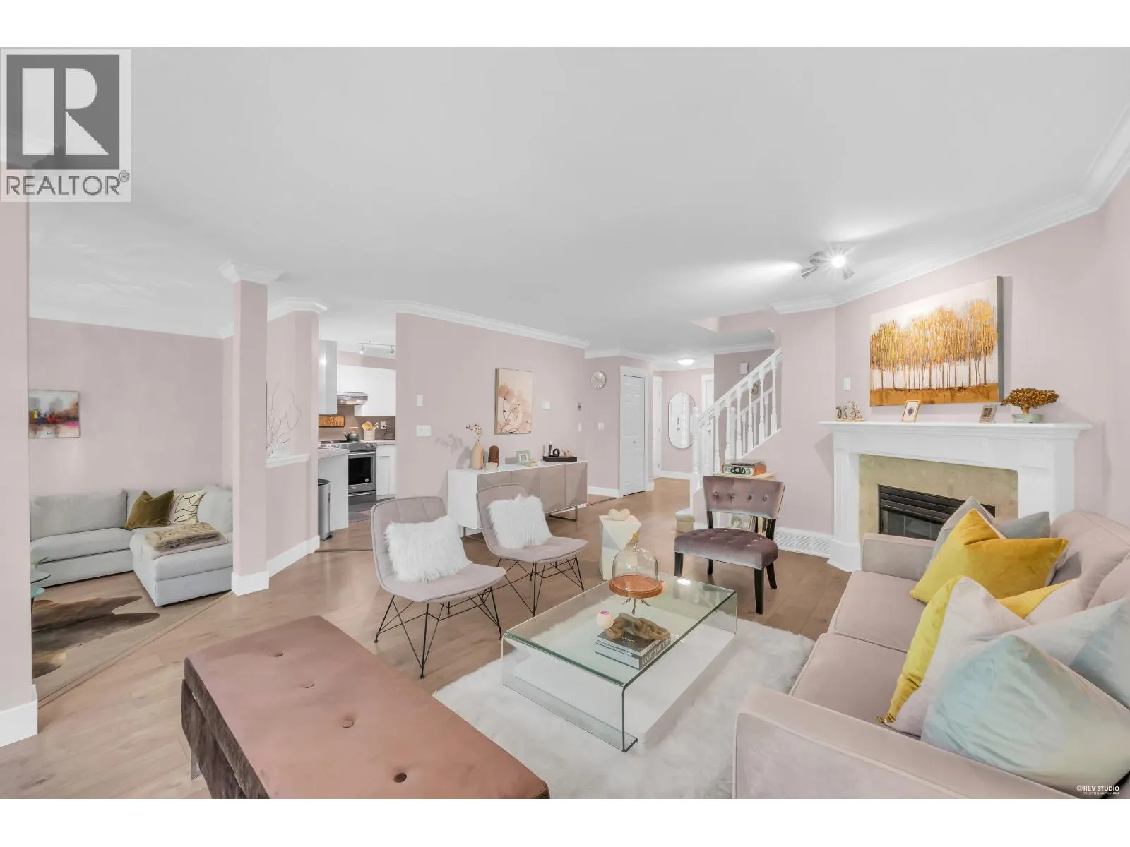 9 181 RAVINE DRIVE