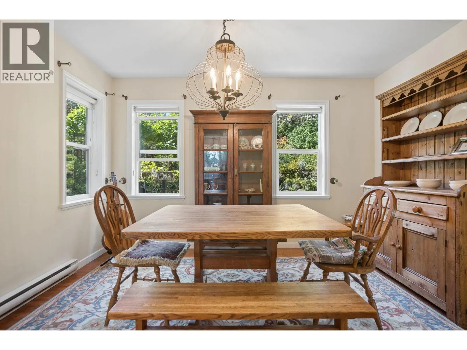 965 VILLAGE DRIVE