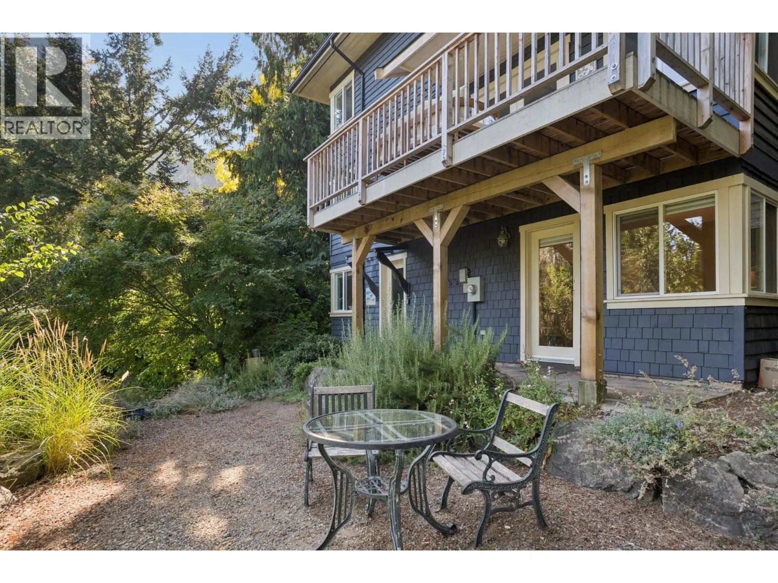 965 VILLAGE DRIVE