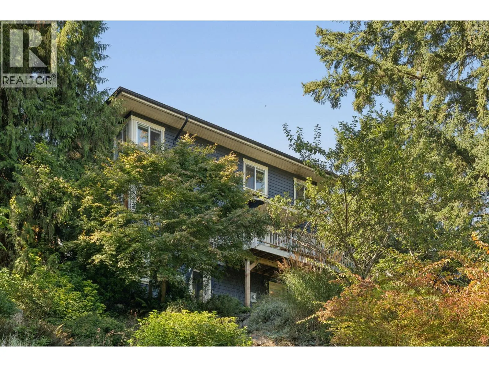 965 VILLAGE DRIVE