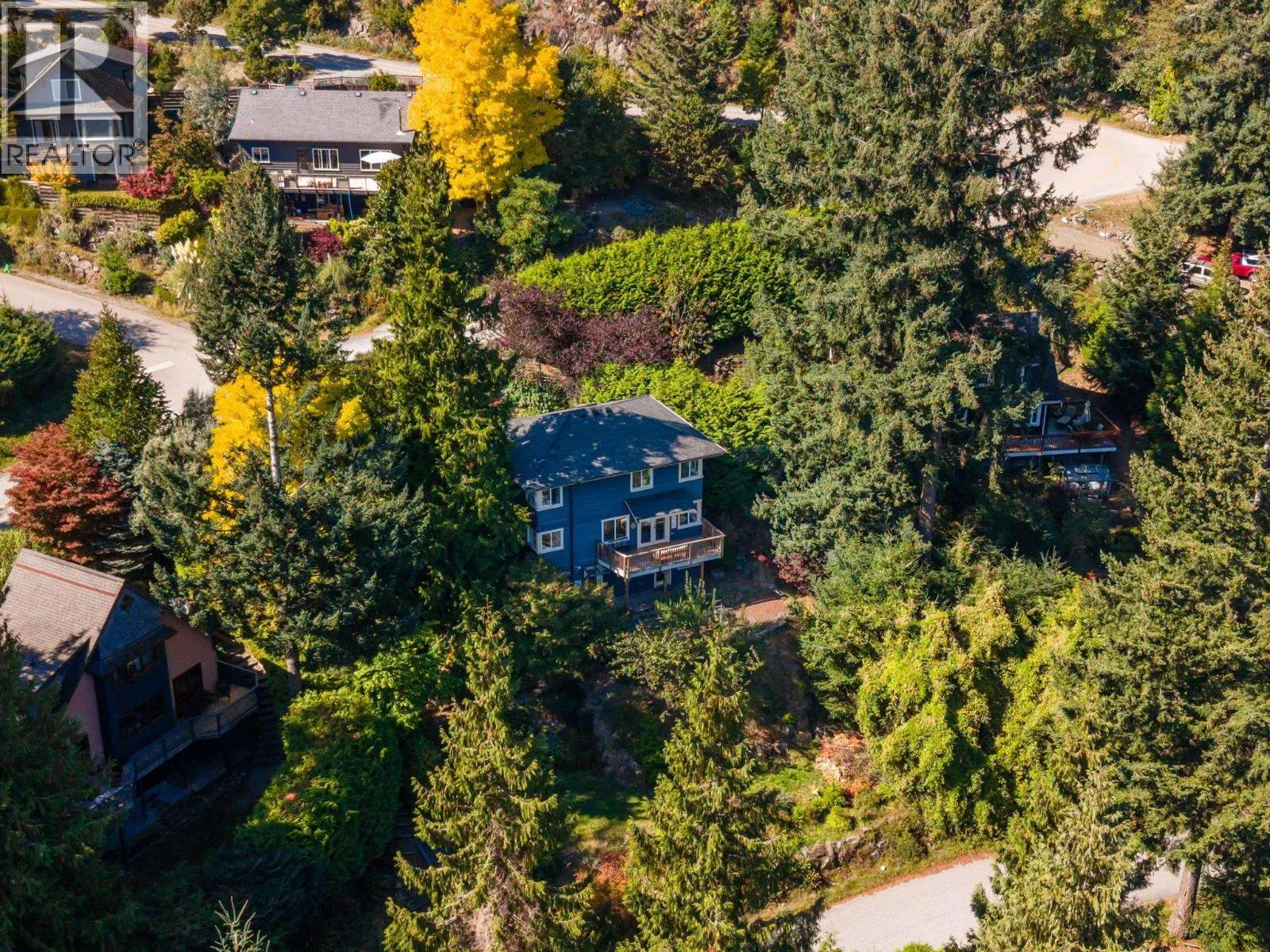965 VILLAGE DRIVE