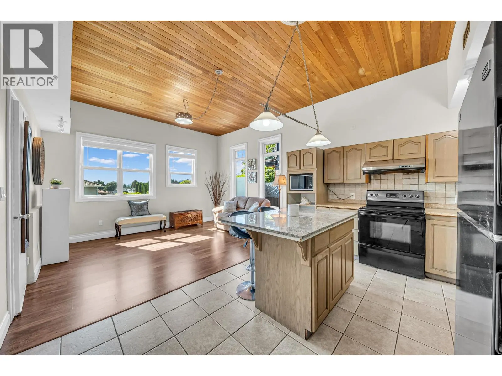 7347 QUEENSTON COURT