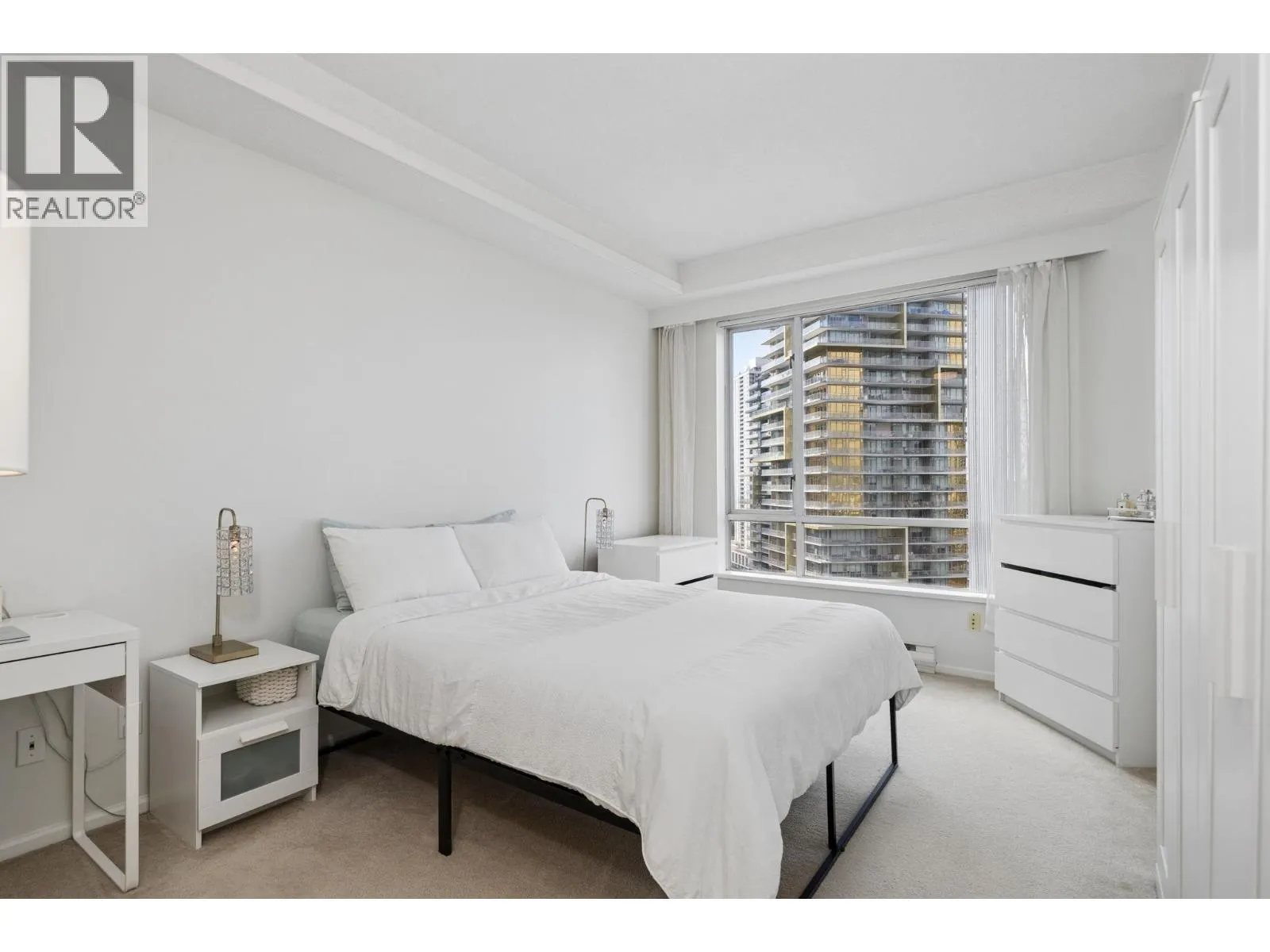 1705 6240 MCKAY AVENUE