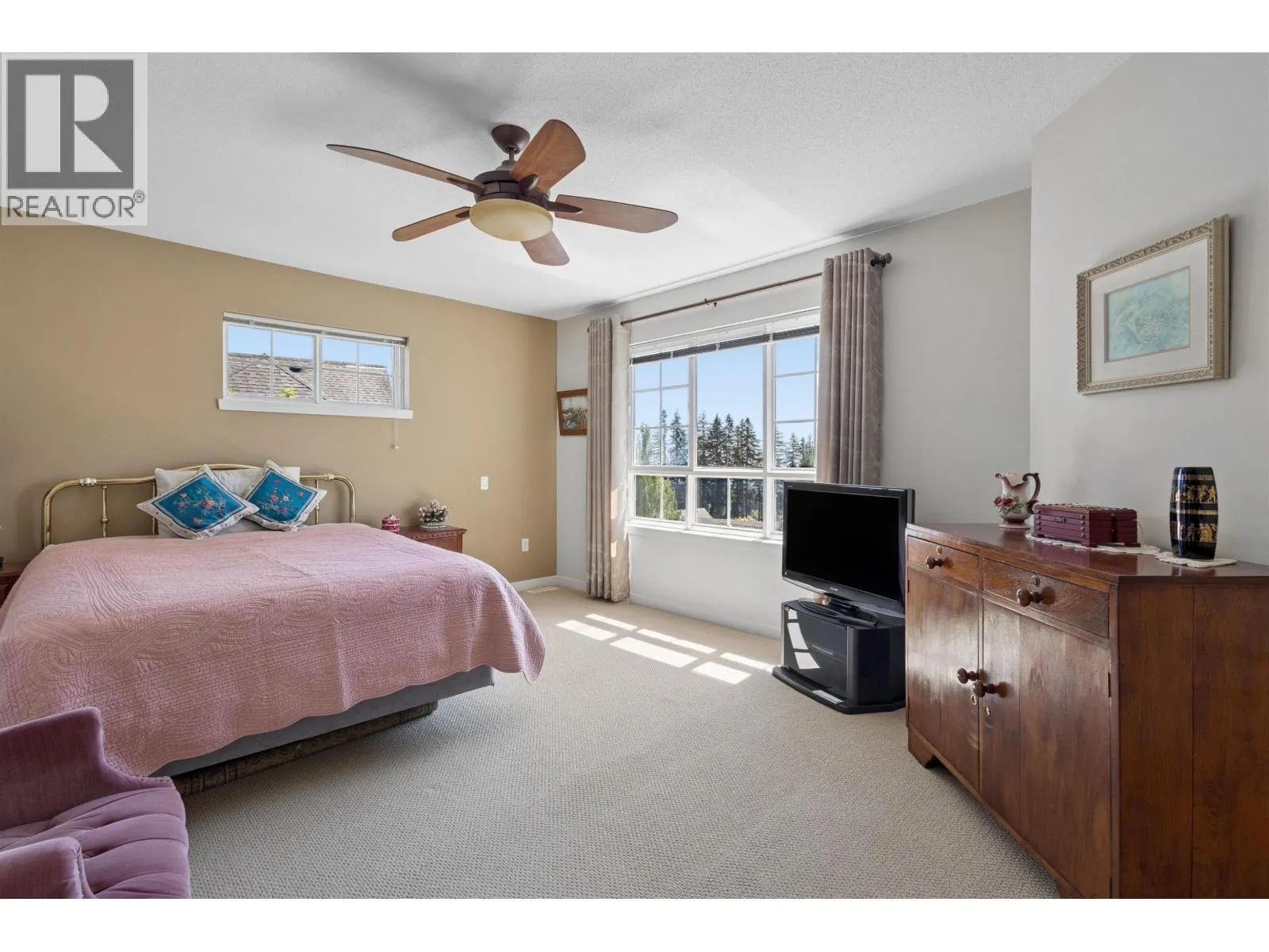 126 2200 PANORAMA DRIVE