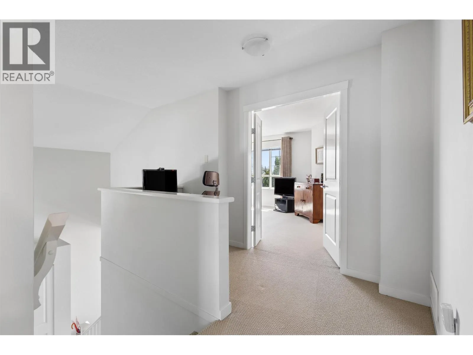 126 2200 PANORAMA DRIVE