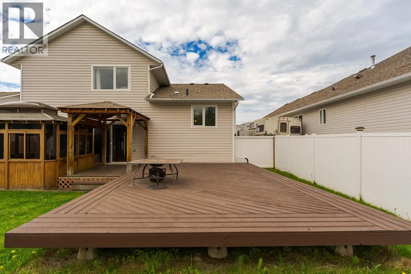 5559 HEYER ROAD