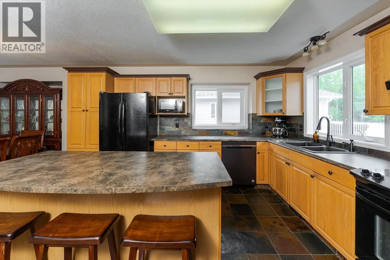 5559 HEYER ROAD