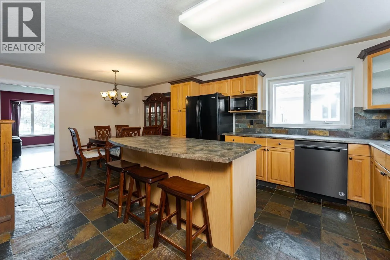 5559 HEYER ROAD