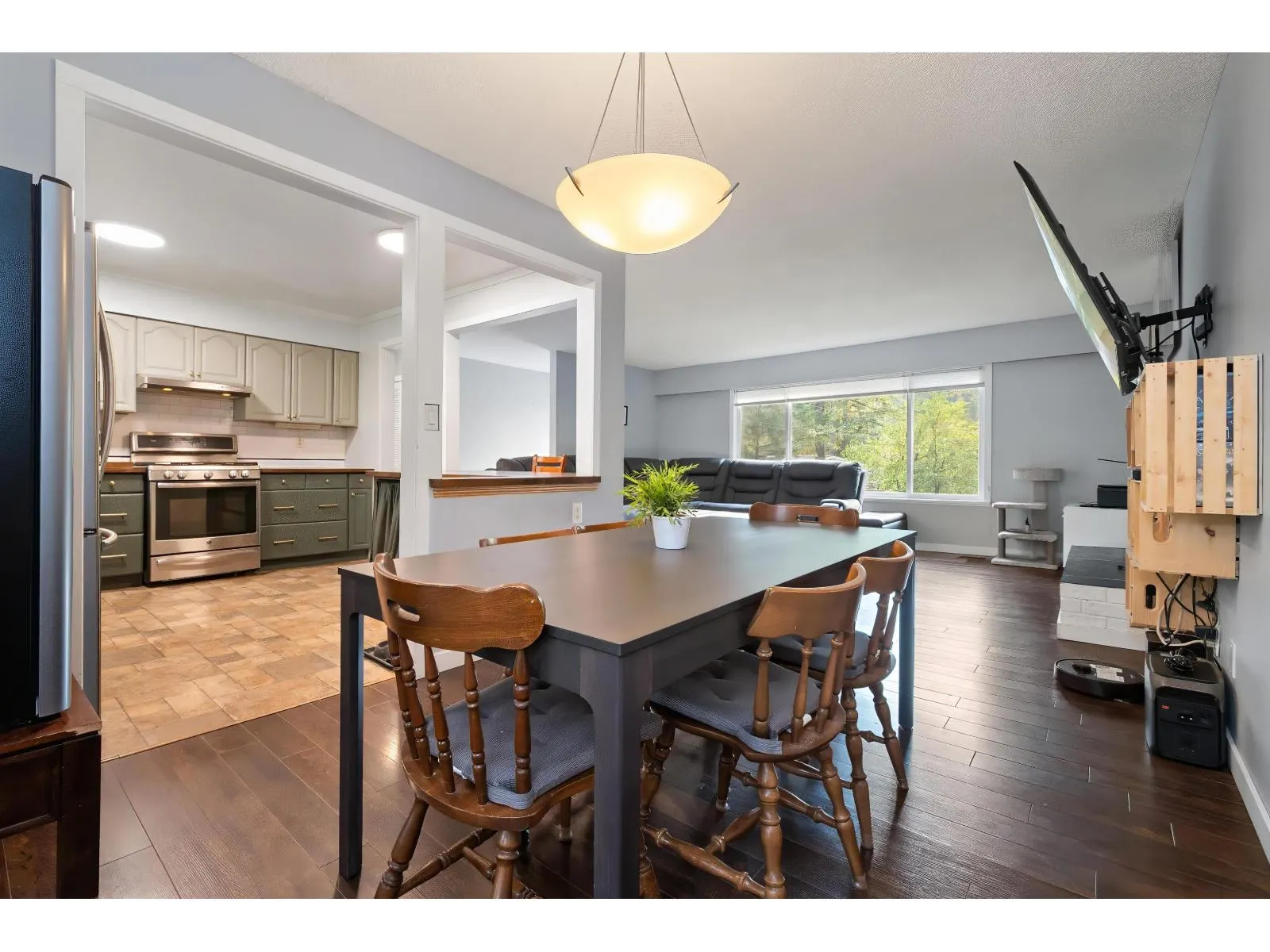 20 ROBERTSON CRESCENT|Hope