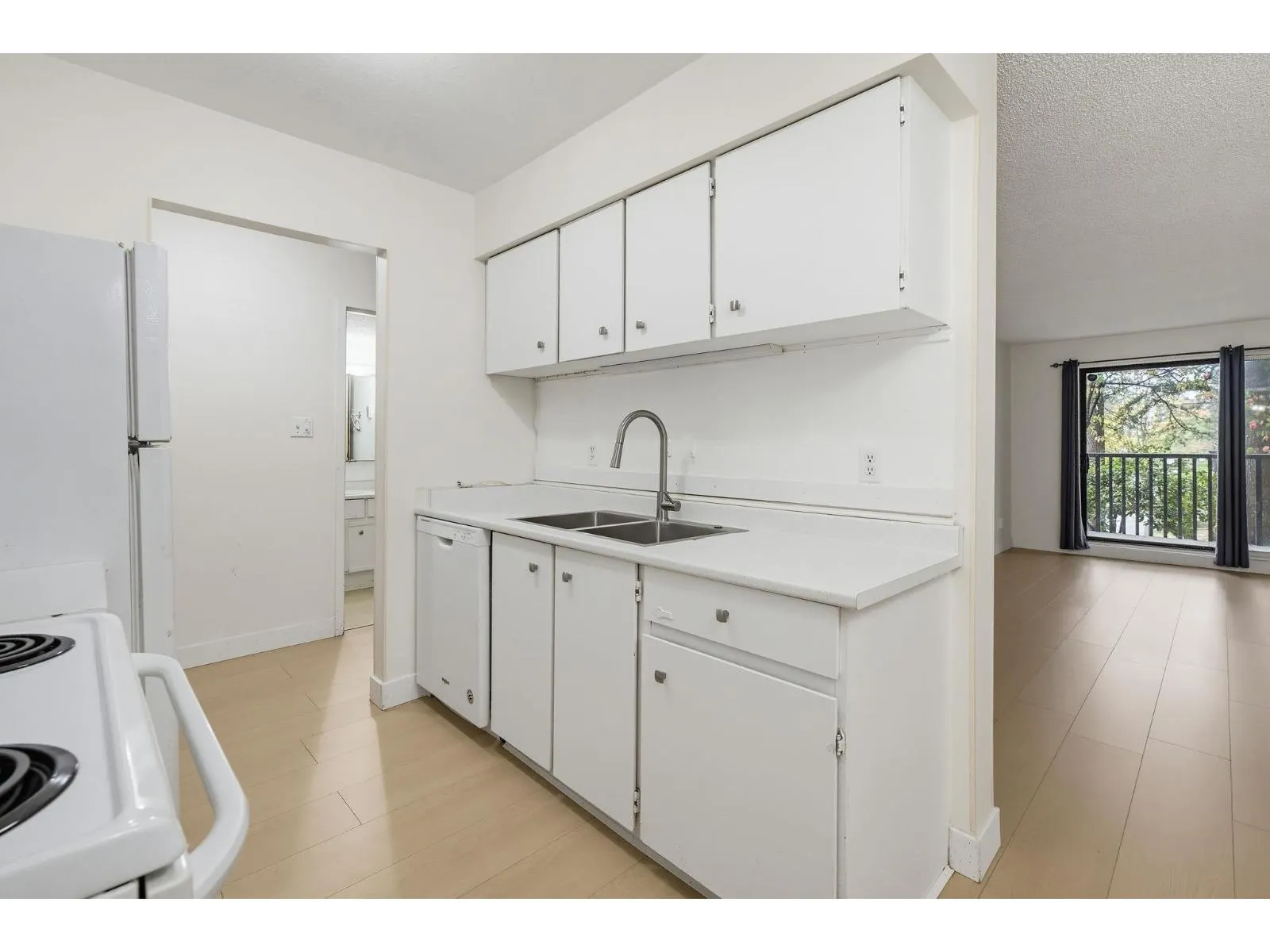 101 15238 100 AVENUE