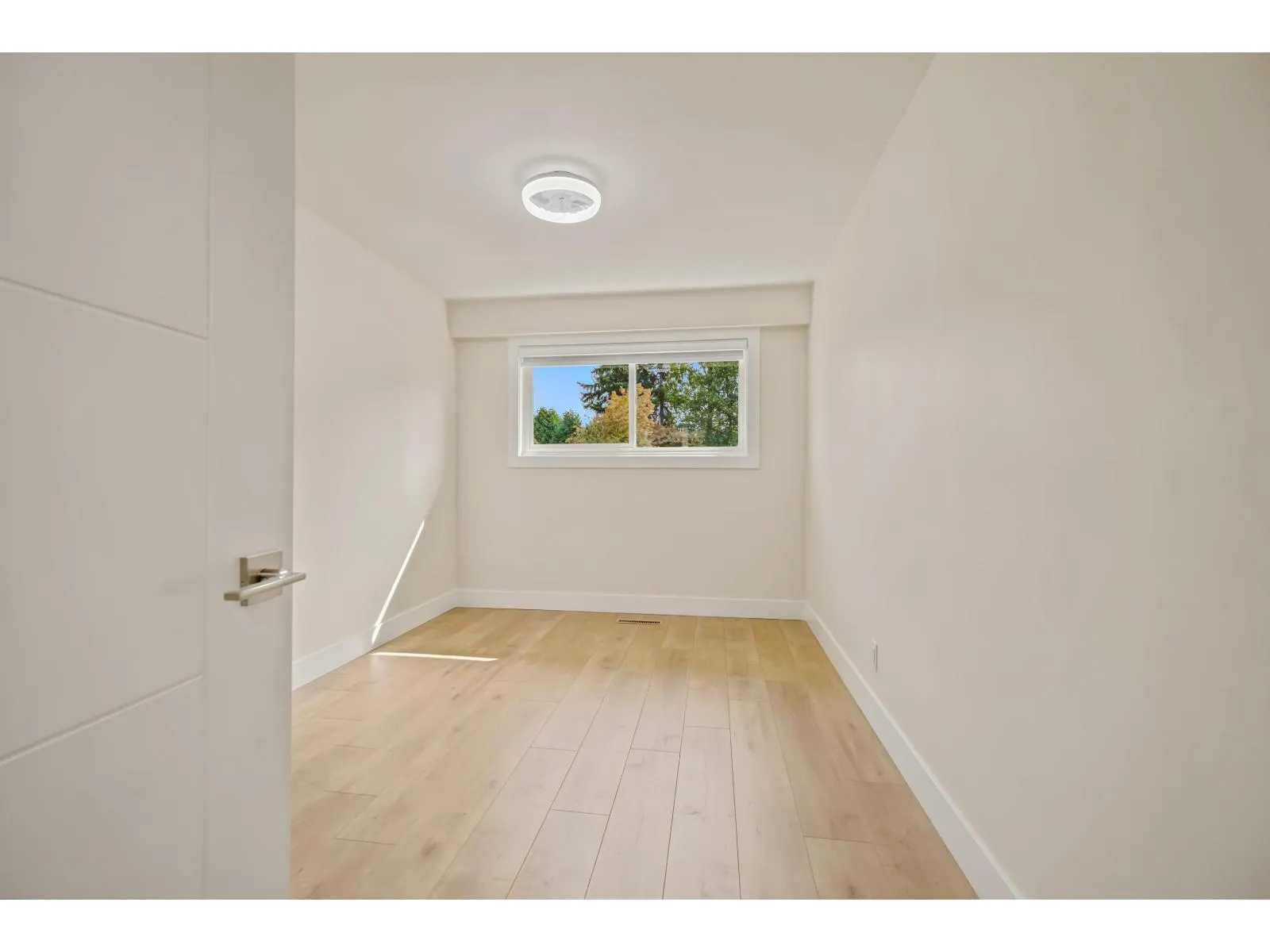 11055 ORIOLE DRIVE