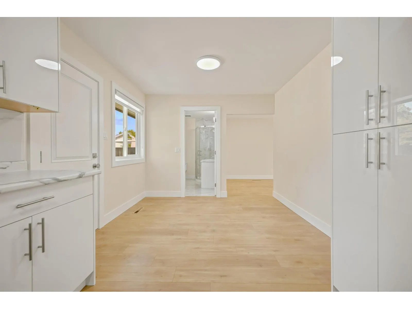 11055 ORIOLE DRIVE
