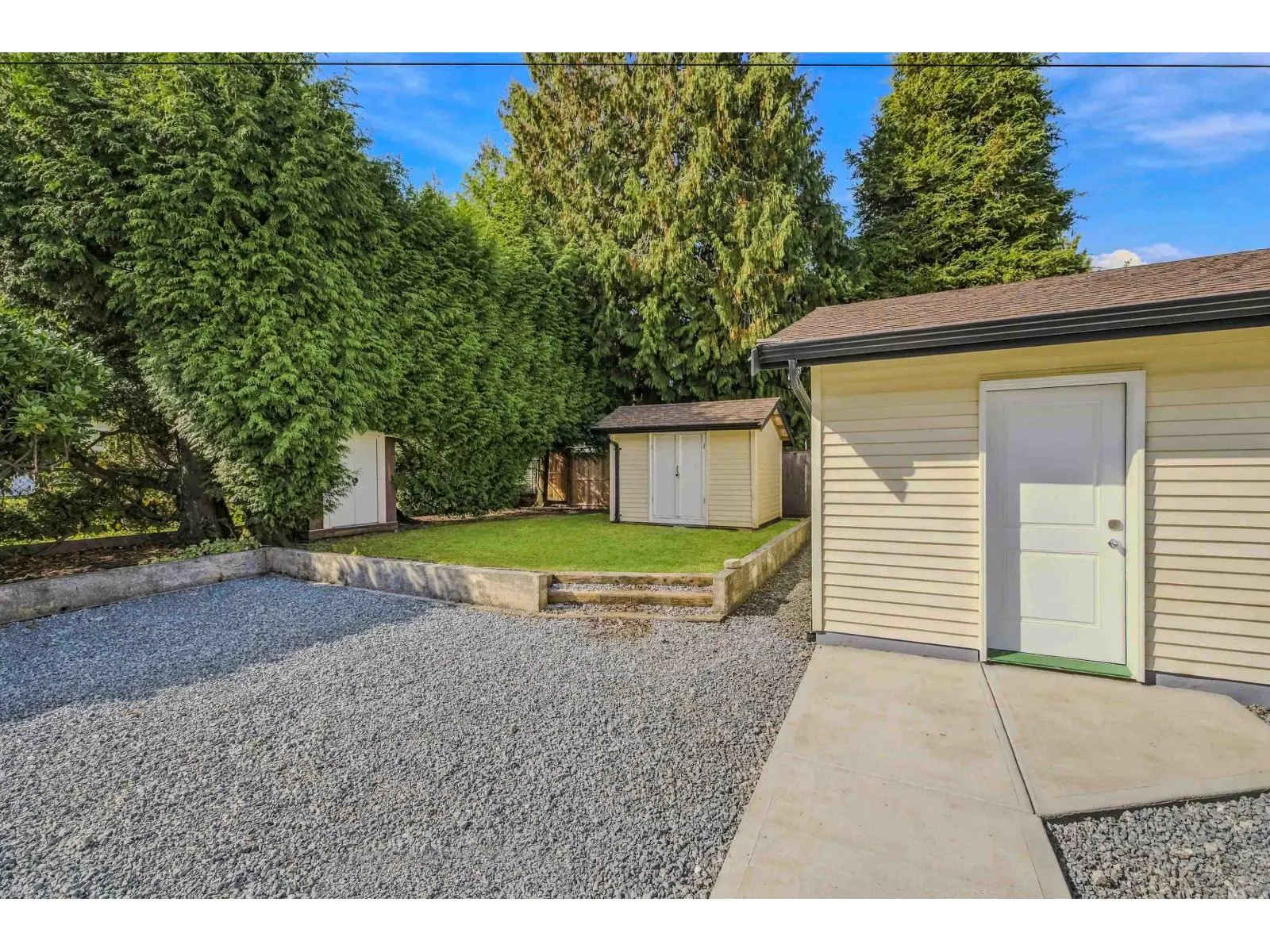 11055 ORIOLE DRIVE
