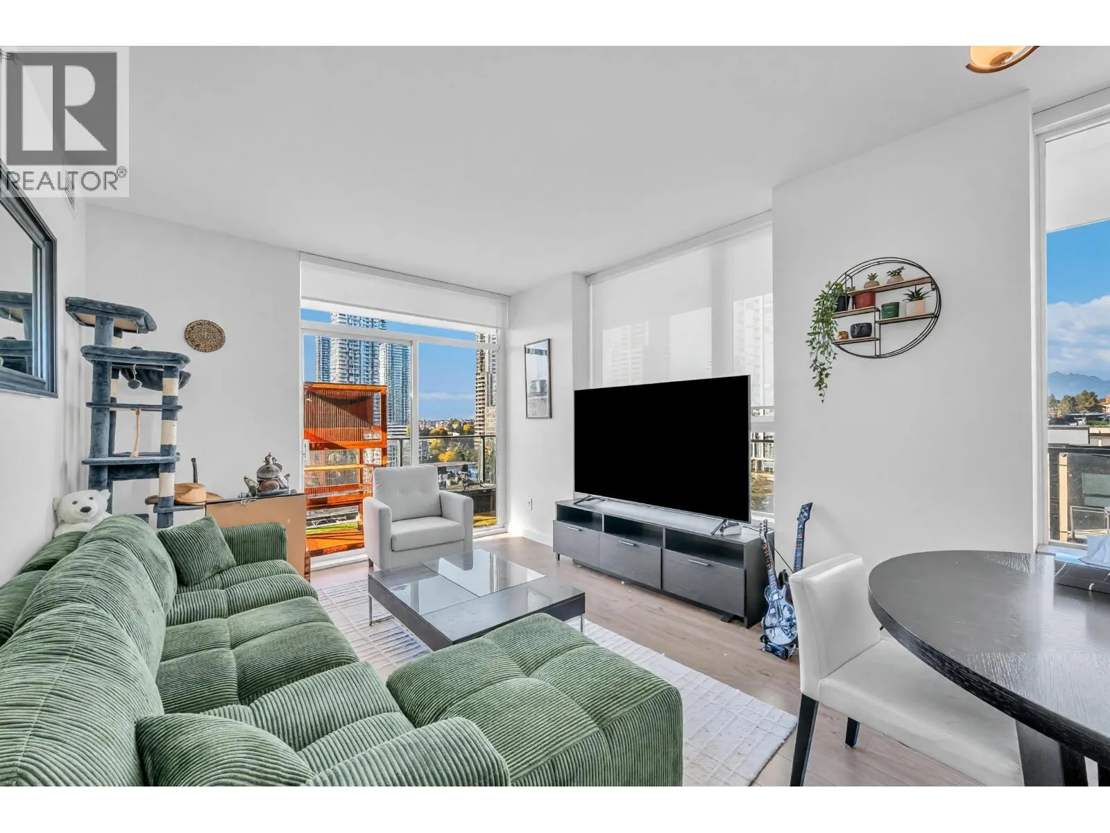 707 4465 JUNEAU STREET