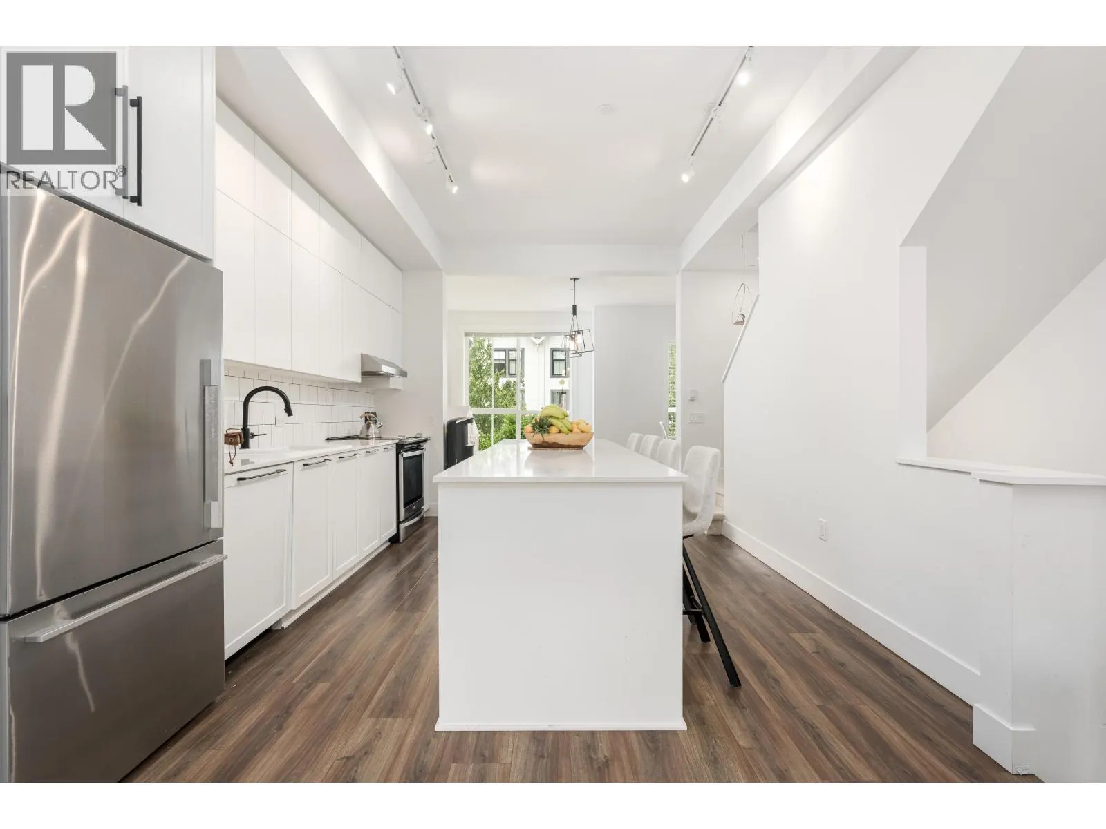 40 4716 ORCA WAY