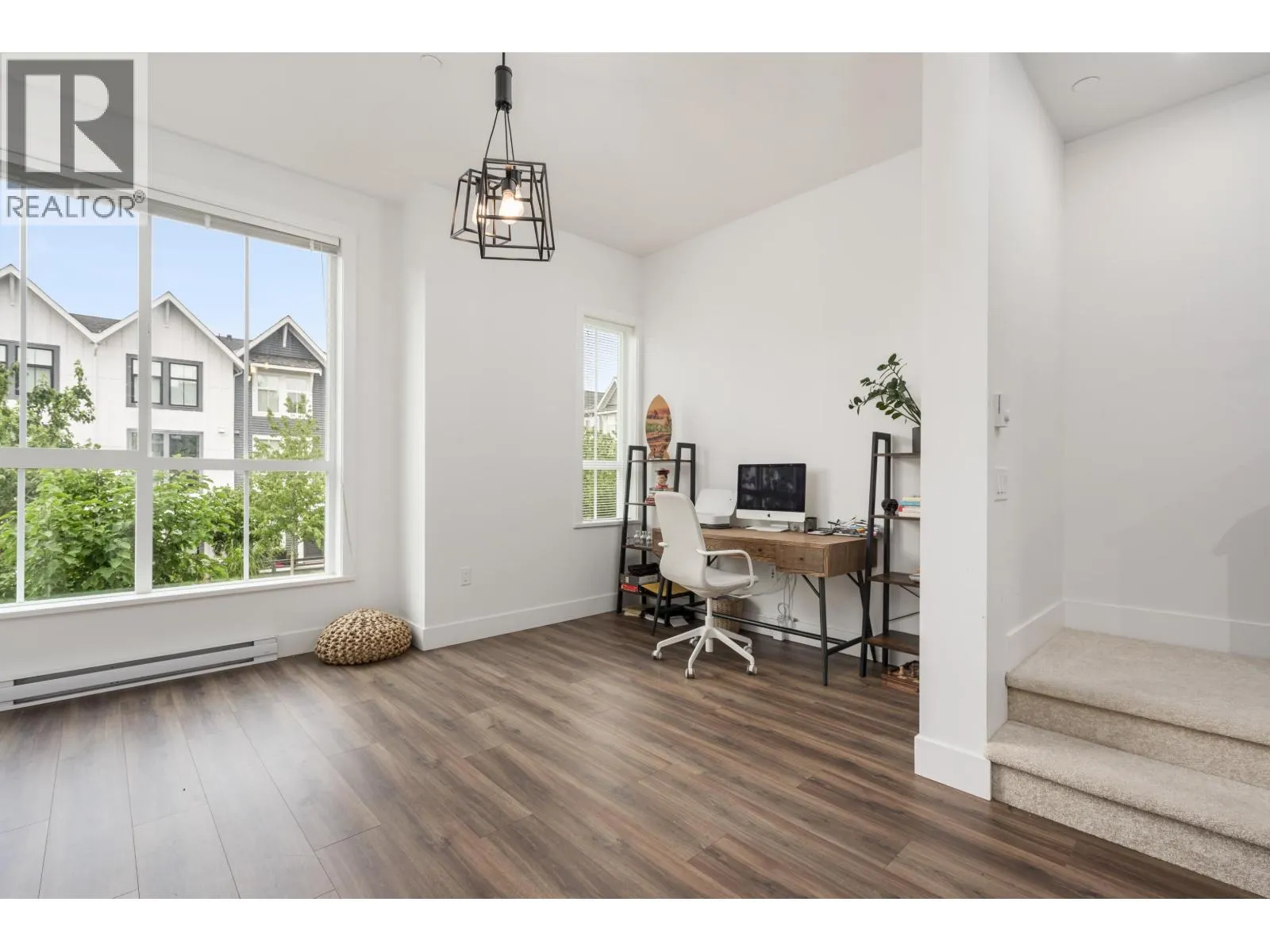 40 4716 ORCA WAY