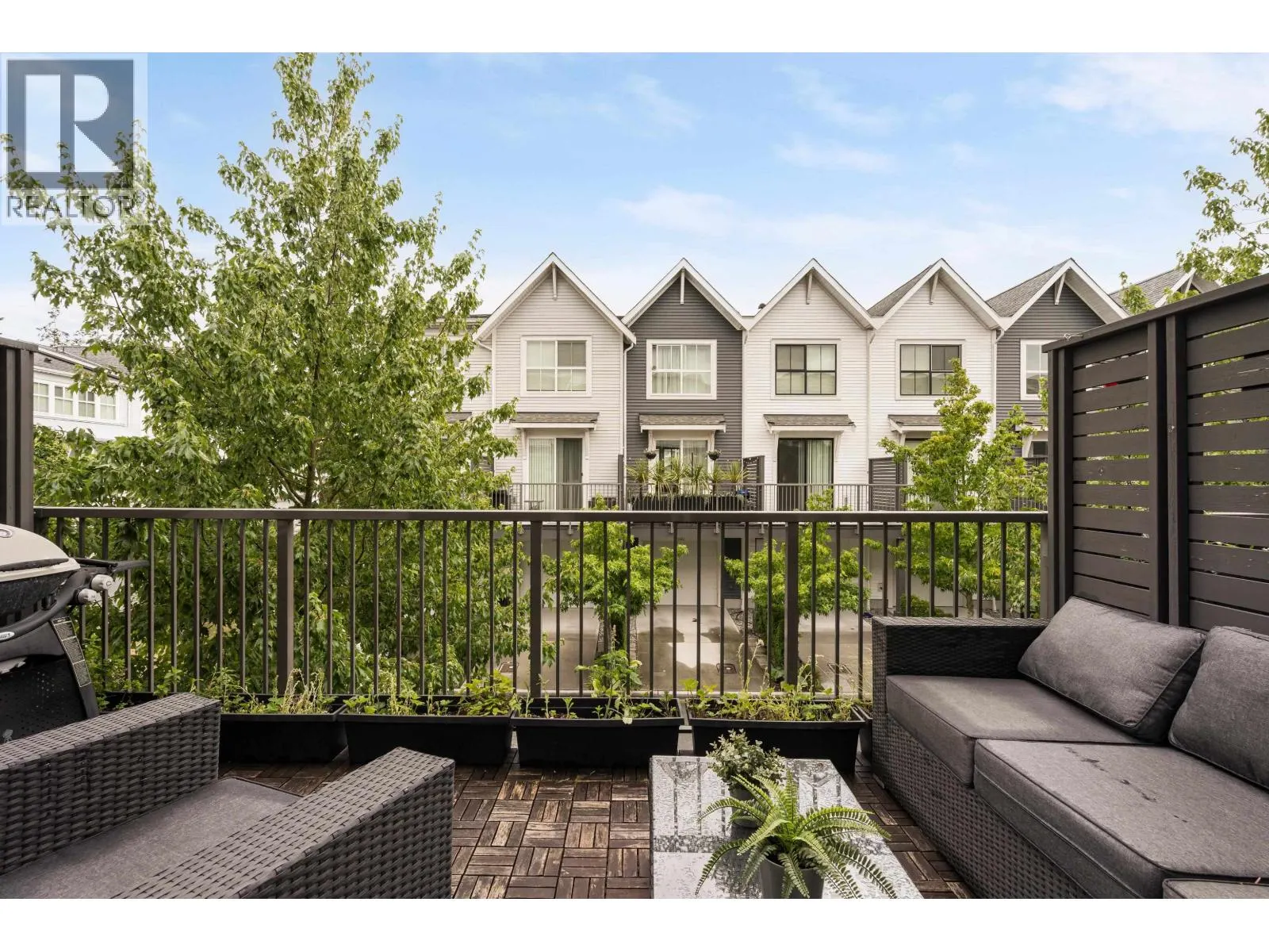 40 4716 ORCA WAY