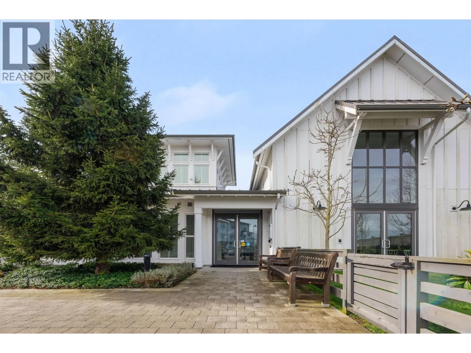 40 4716 ORCA WAY