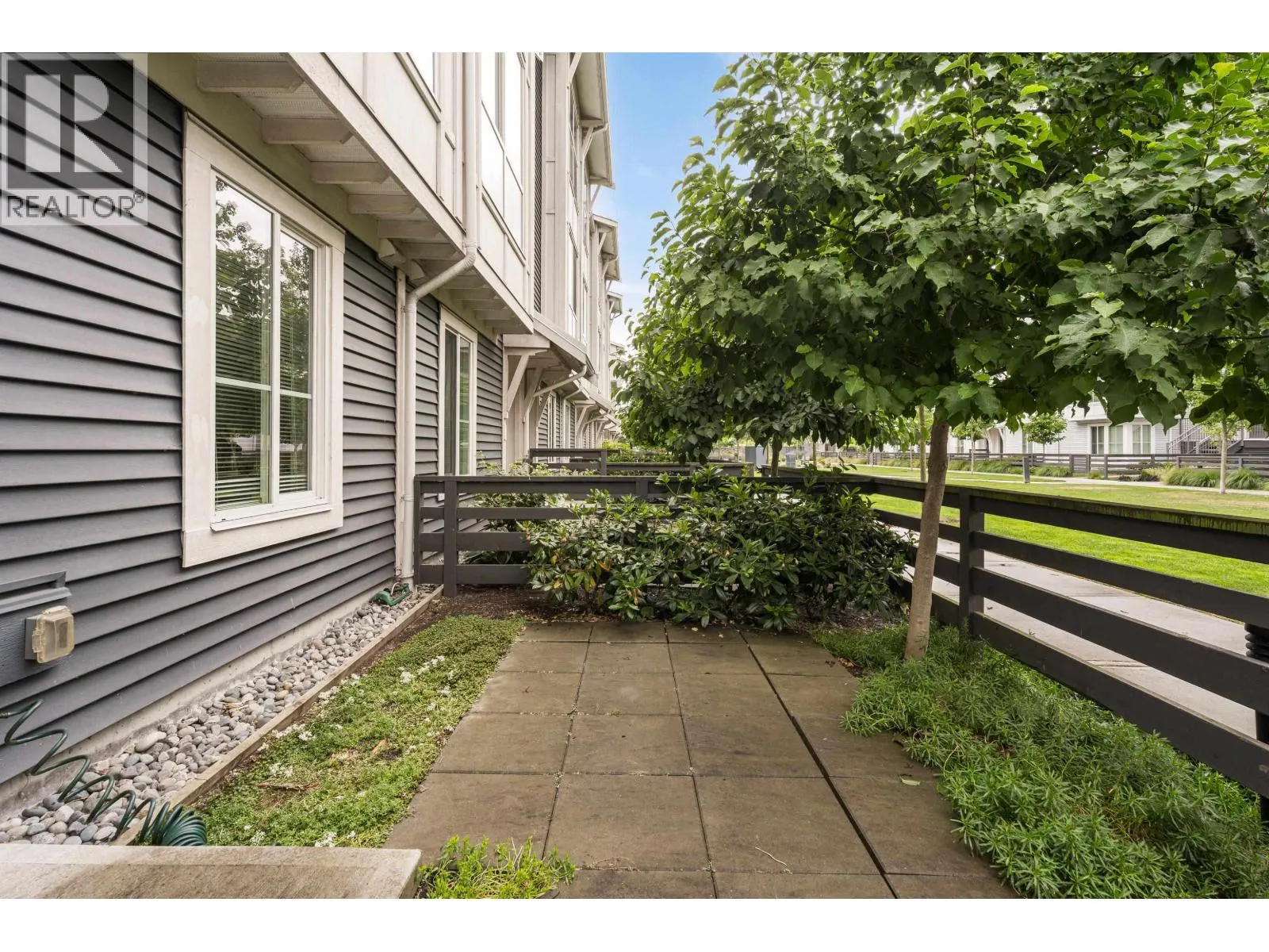 40 4716 ORCA WAY