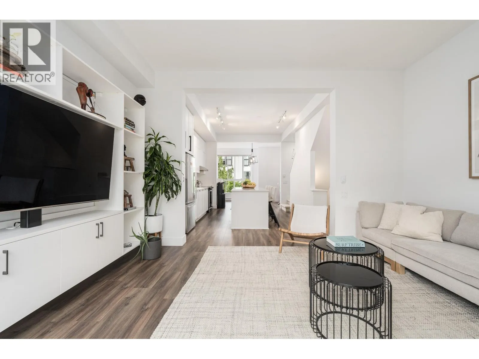 40 4716 ORCA WAY