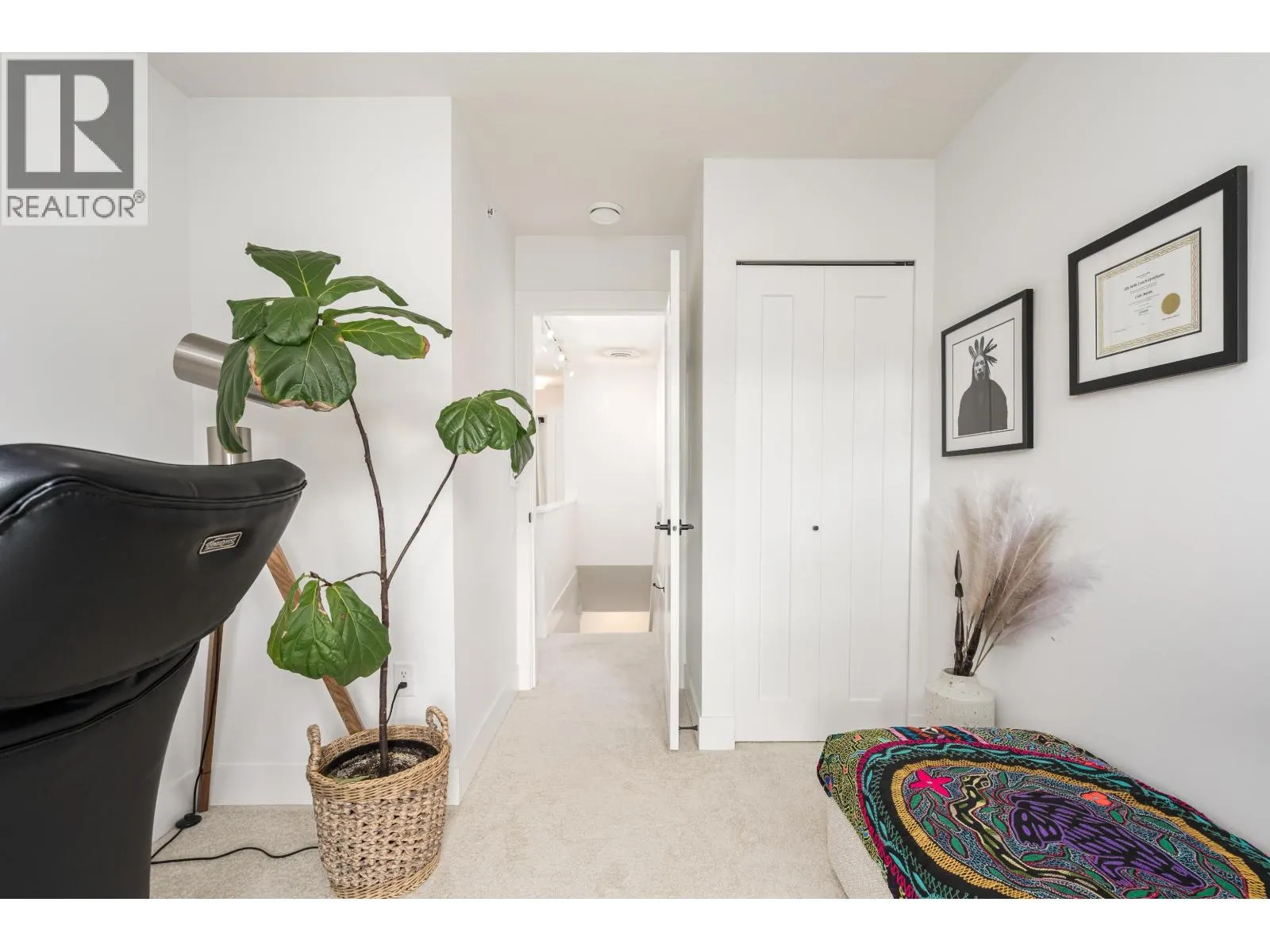 40 4716 ORCA WAY