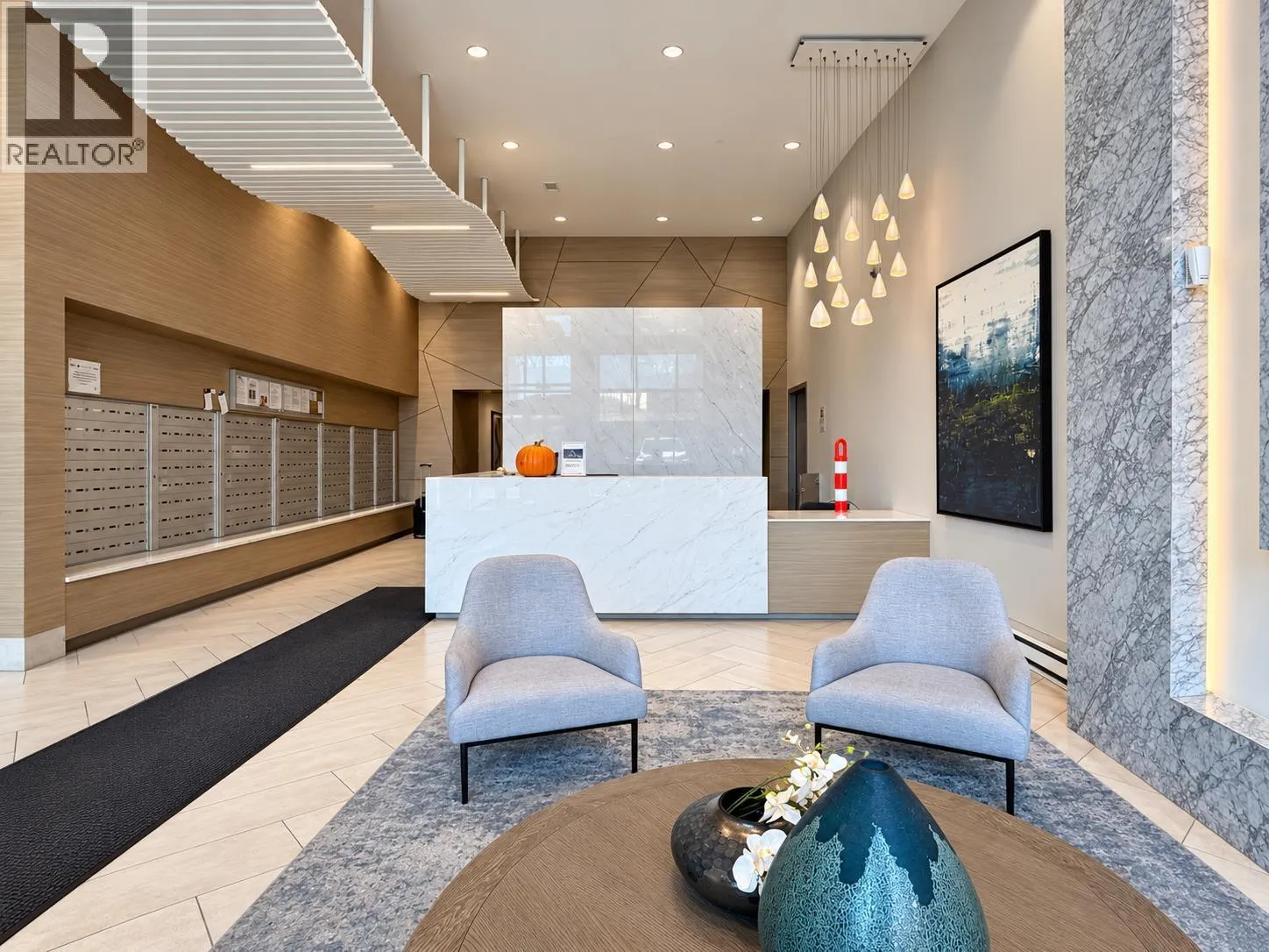 1909 908 QUAYSIDE DRIVE