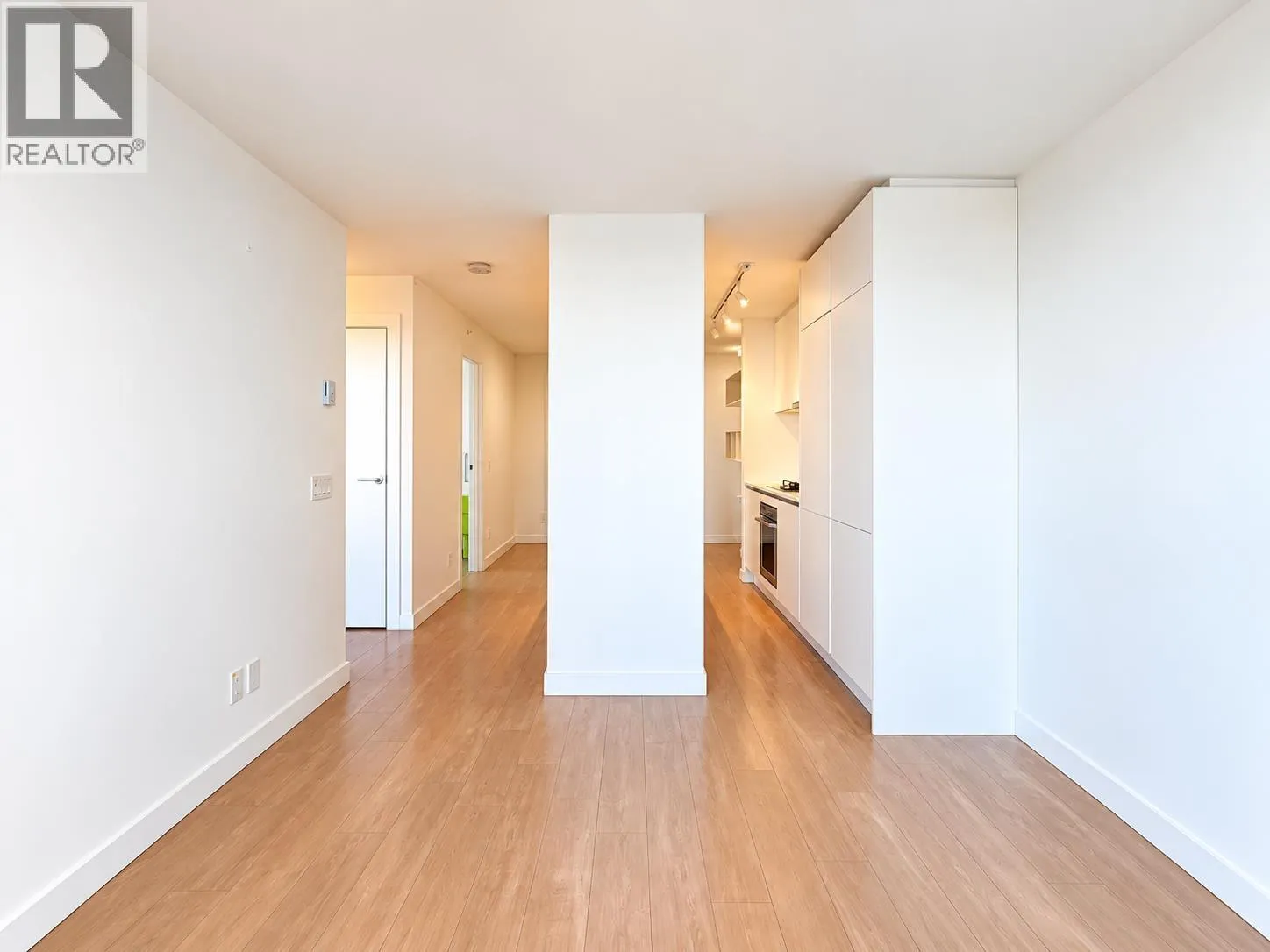 1909 908 QUAYSIDE DRIVE