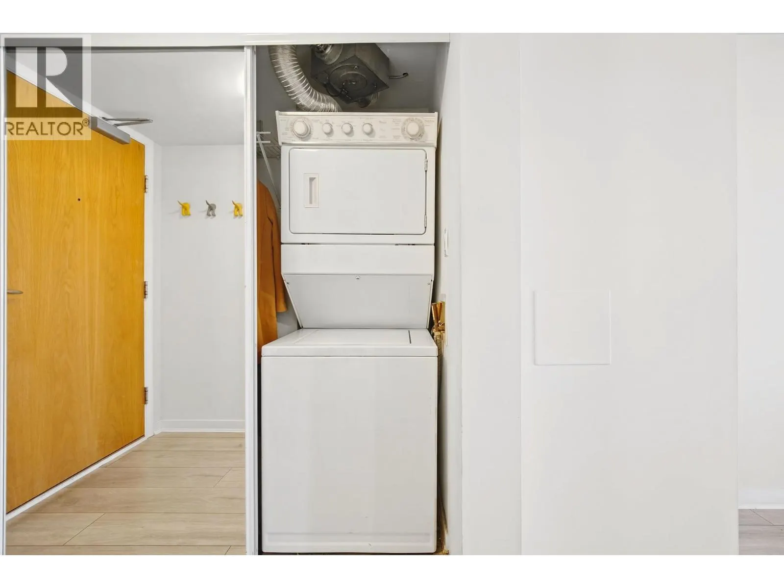 110X 63 KEEFER PLACE