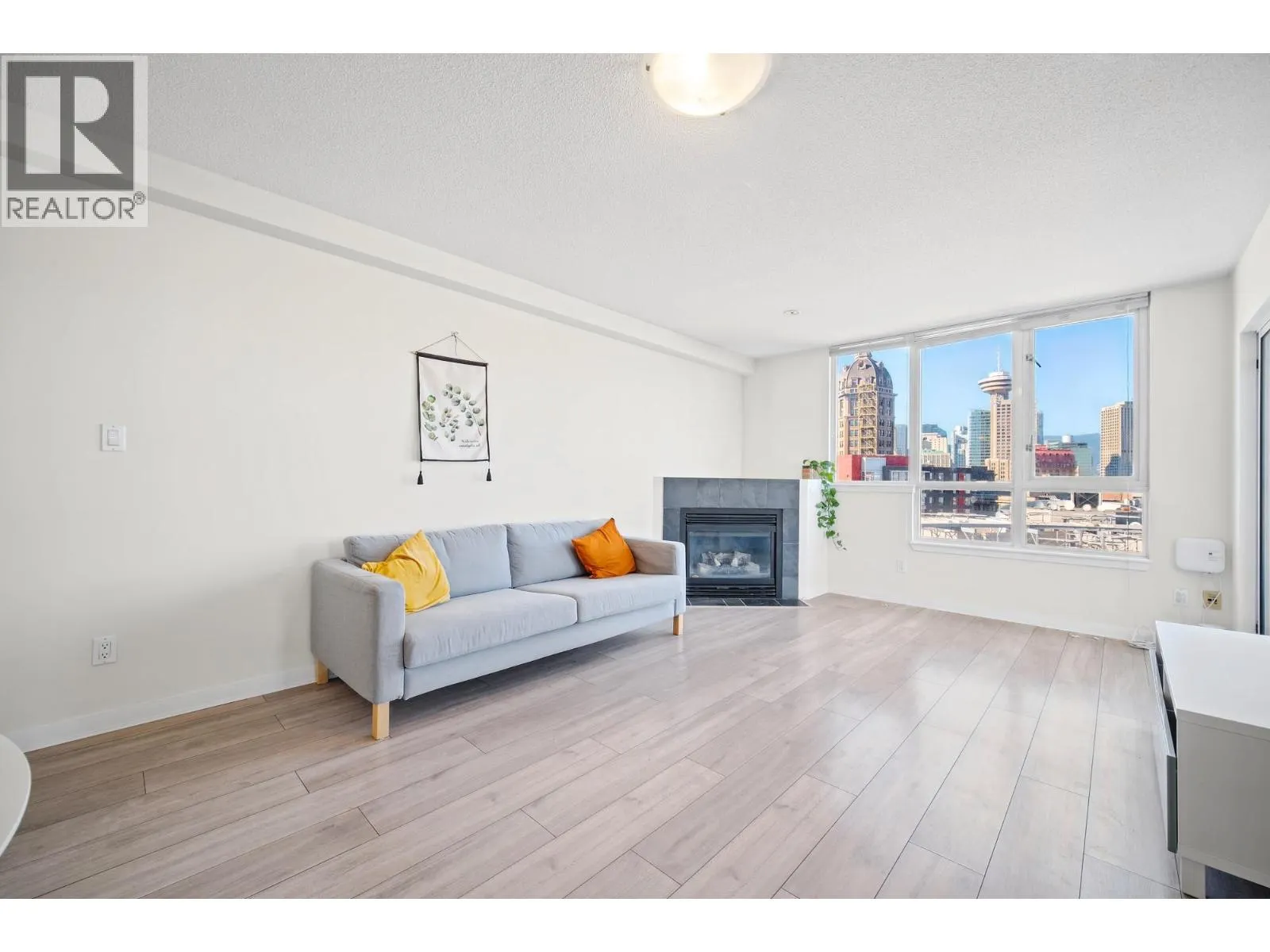 110X 63 KEEFER PLACE