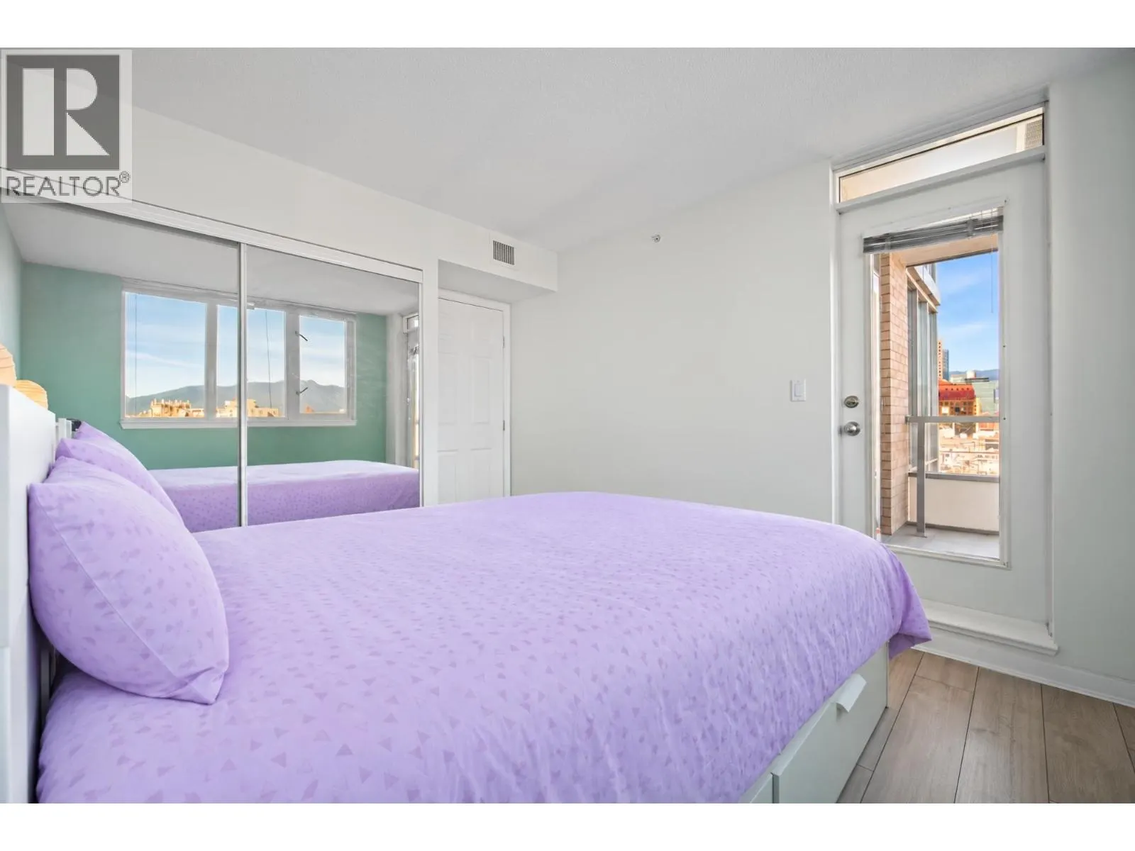 110X 63 KEEFER PLACE