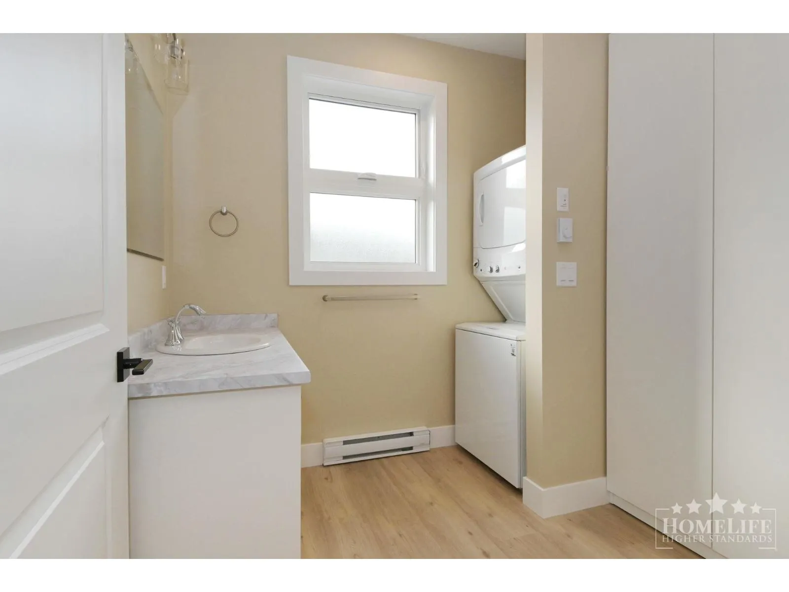 Upper House 10340 BEVERLEY DRIVE|Fairfield Island