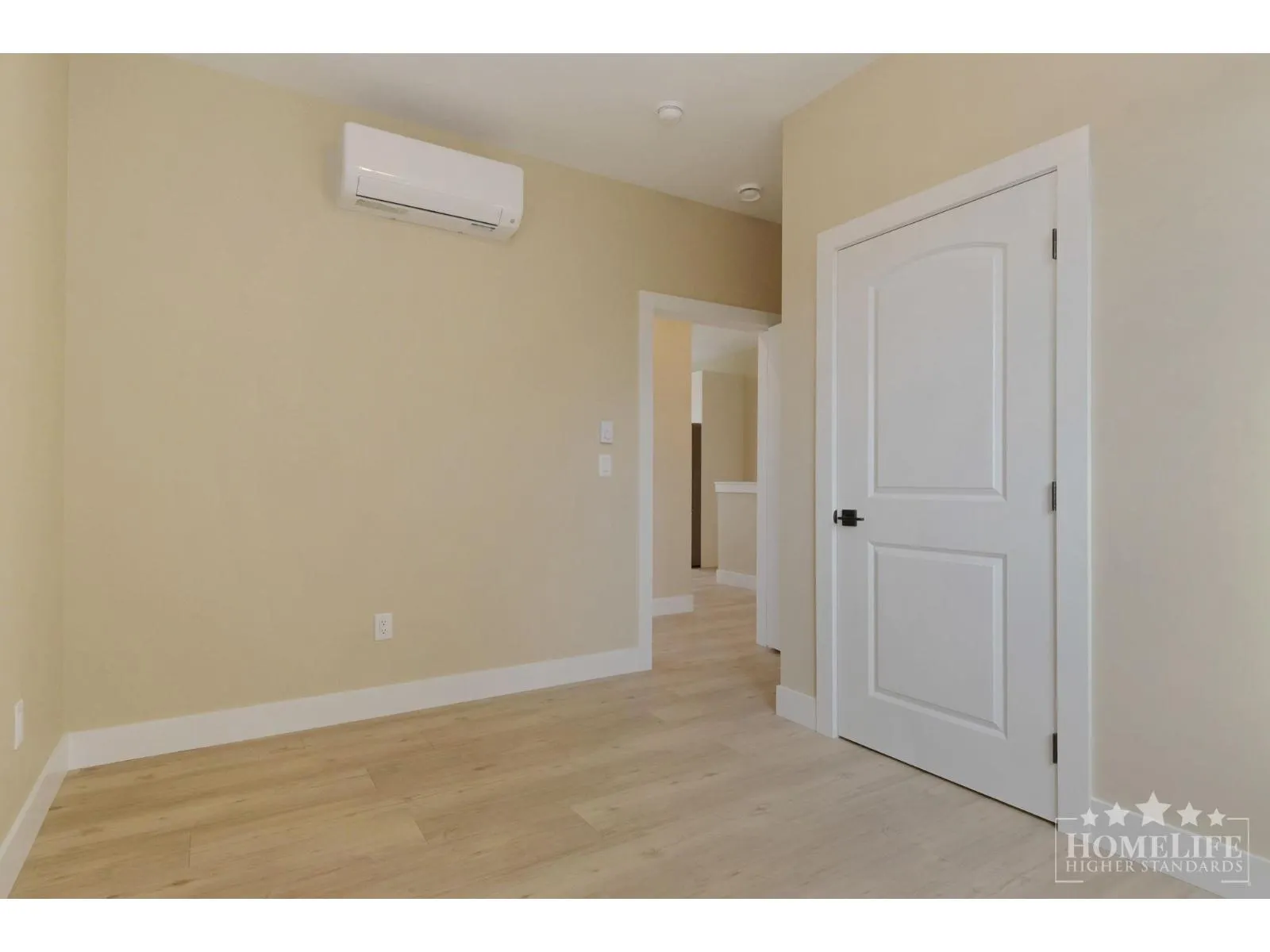 Upper House 10340 BEVERLEY DRIVE|Fairfield Island