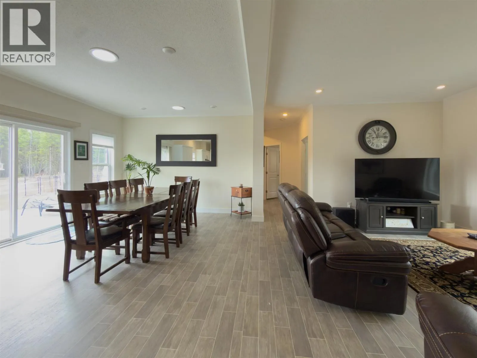 2645 MISTY CRESCENT