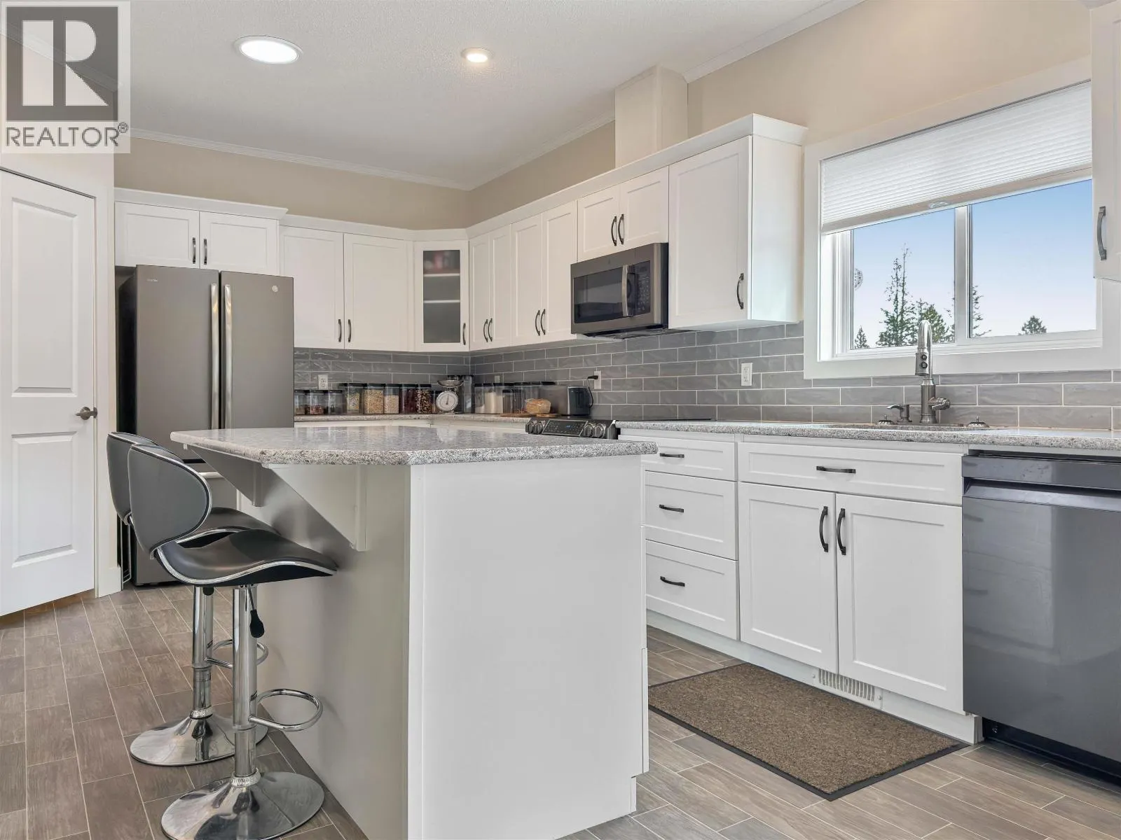 2645 MISTY CRESCENT