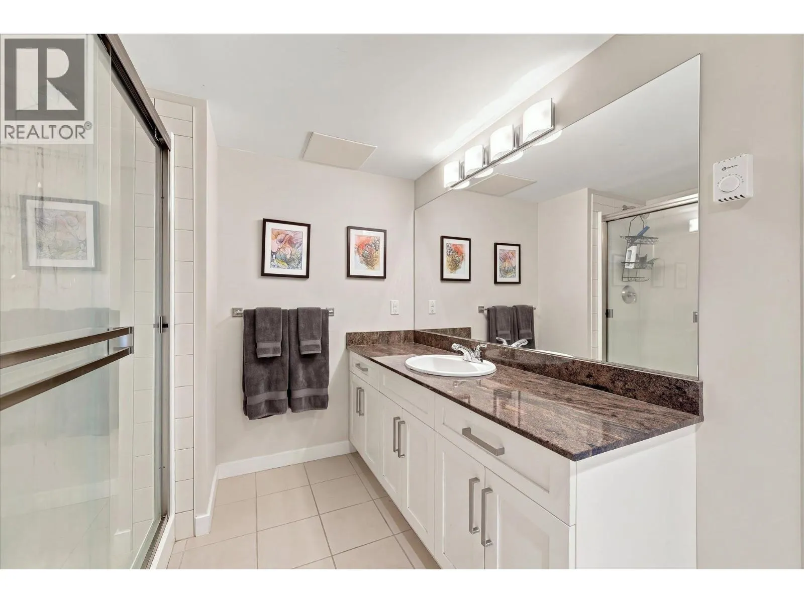 207 1212 MAIN STREET