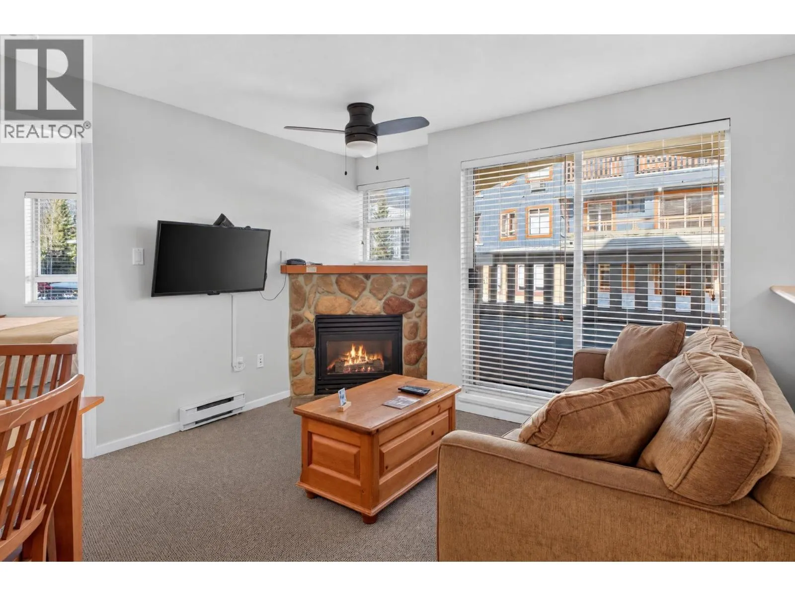205 4314 MAIN STREET