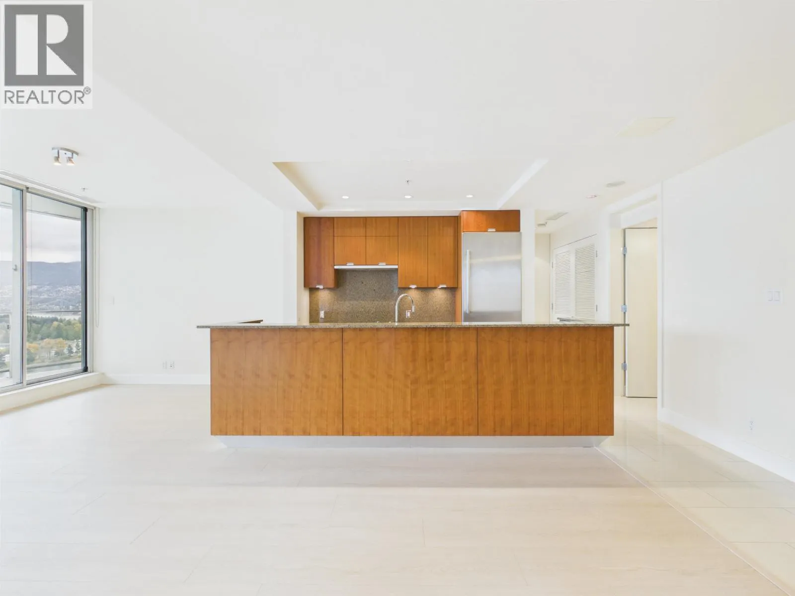 2403 1077 W CORDOVA STREET