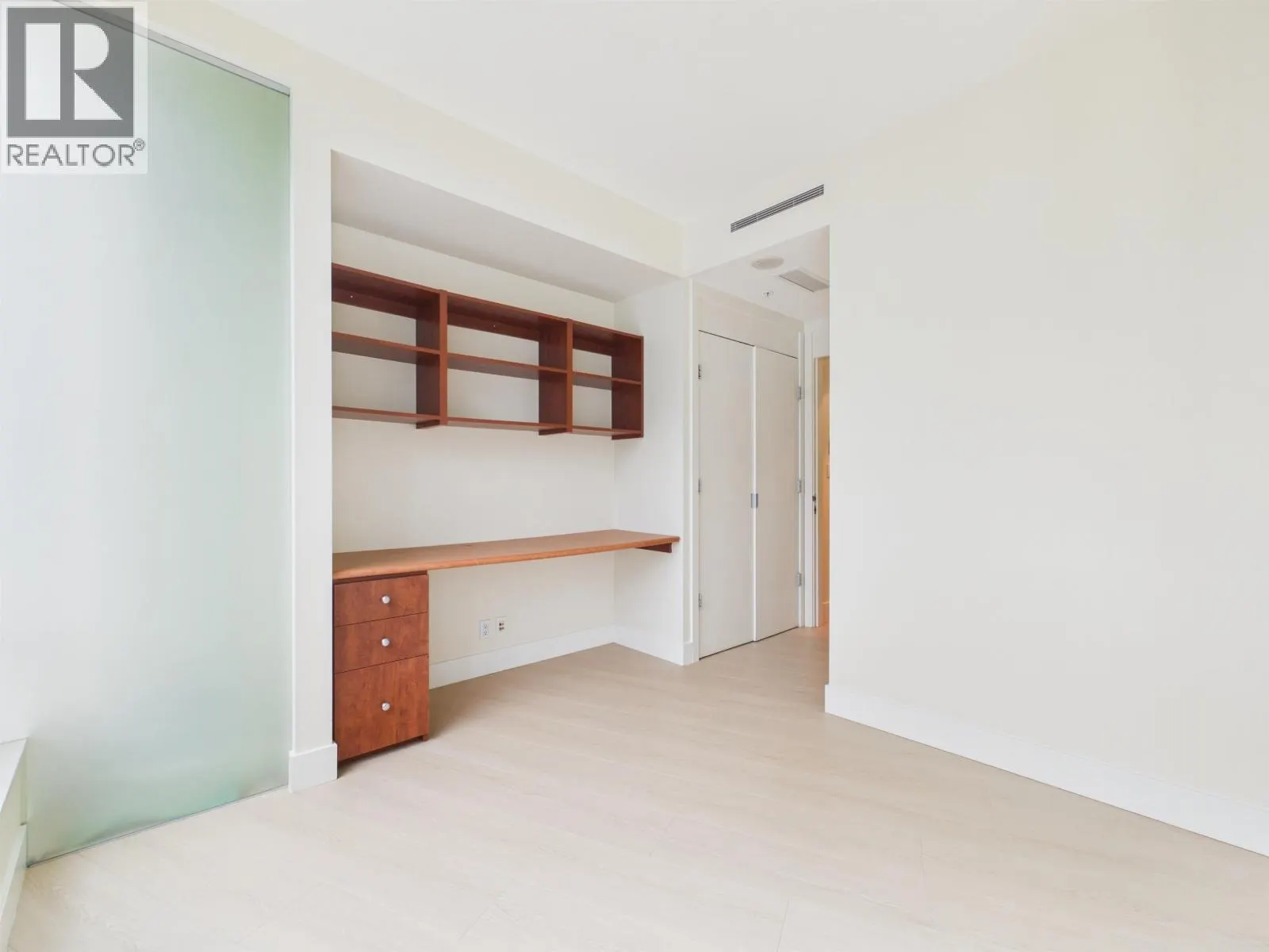 2403 1077 W CORDOVA STREET