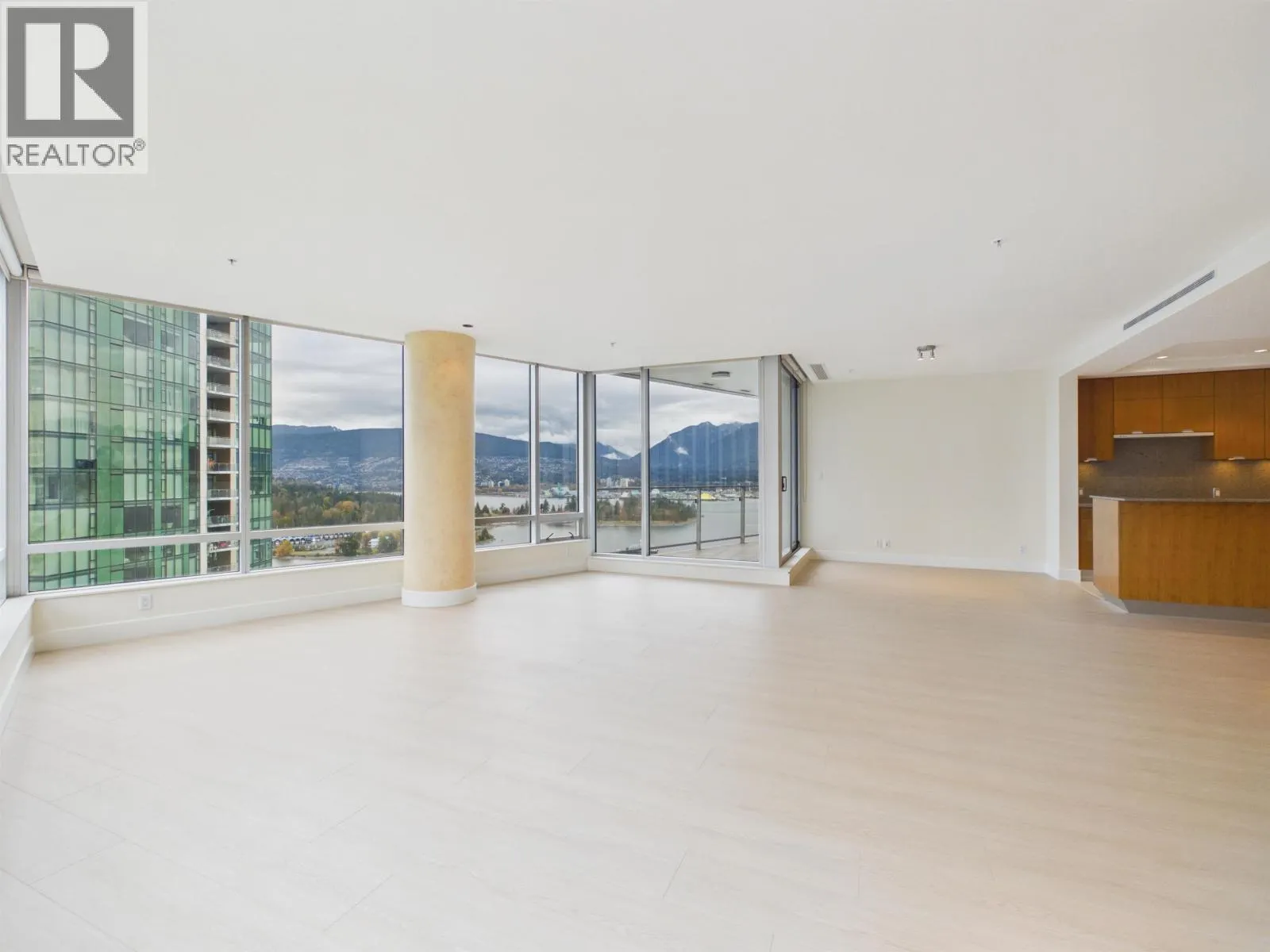 2403 1077 W CORDOVA STREET