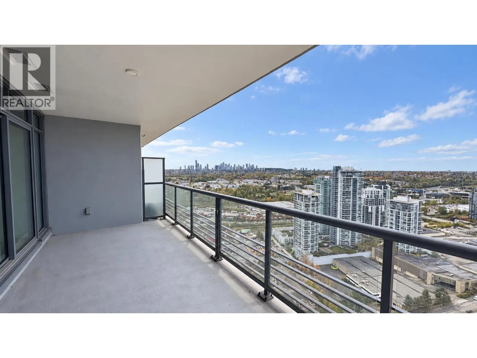 3409 4720 N LOUGHEED HIGHWAY