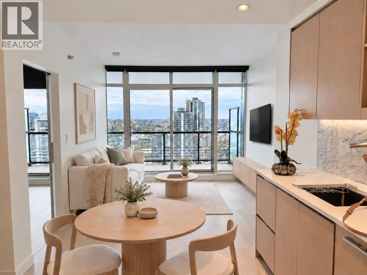3409 4720 N LOUGHEED HIGHWAY