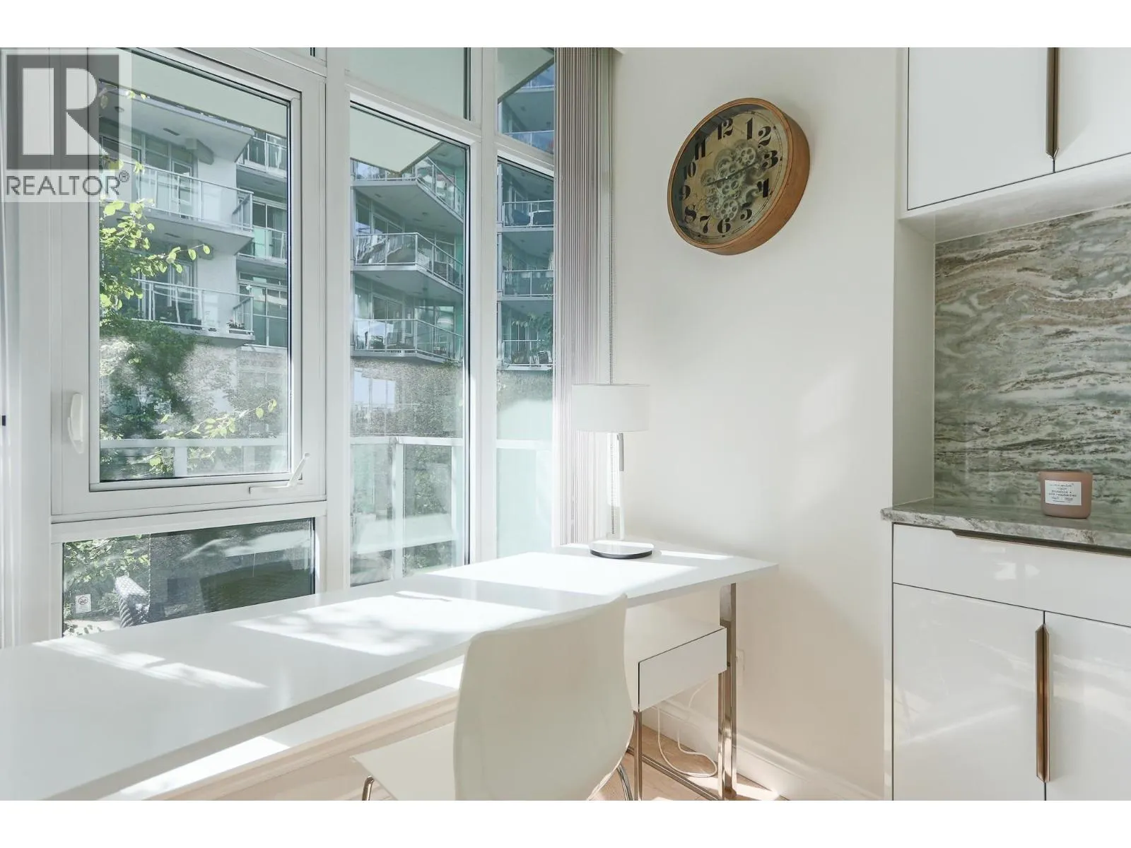 211 185 VICTORY SHIP WAY