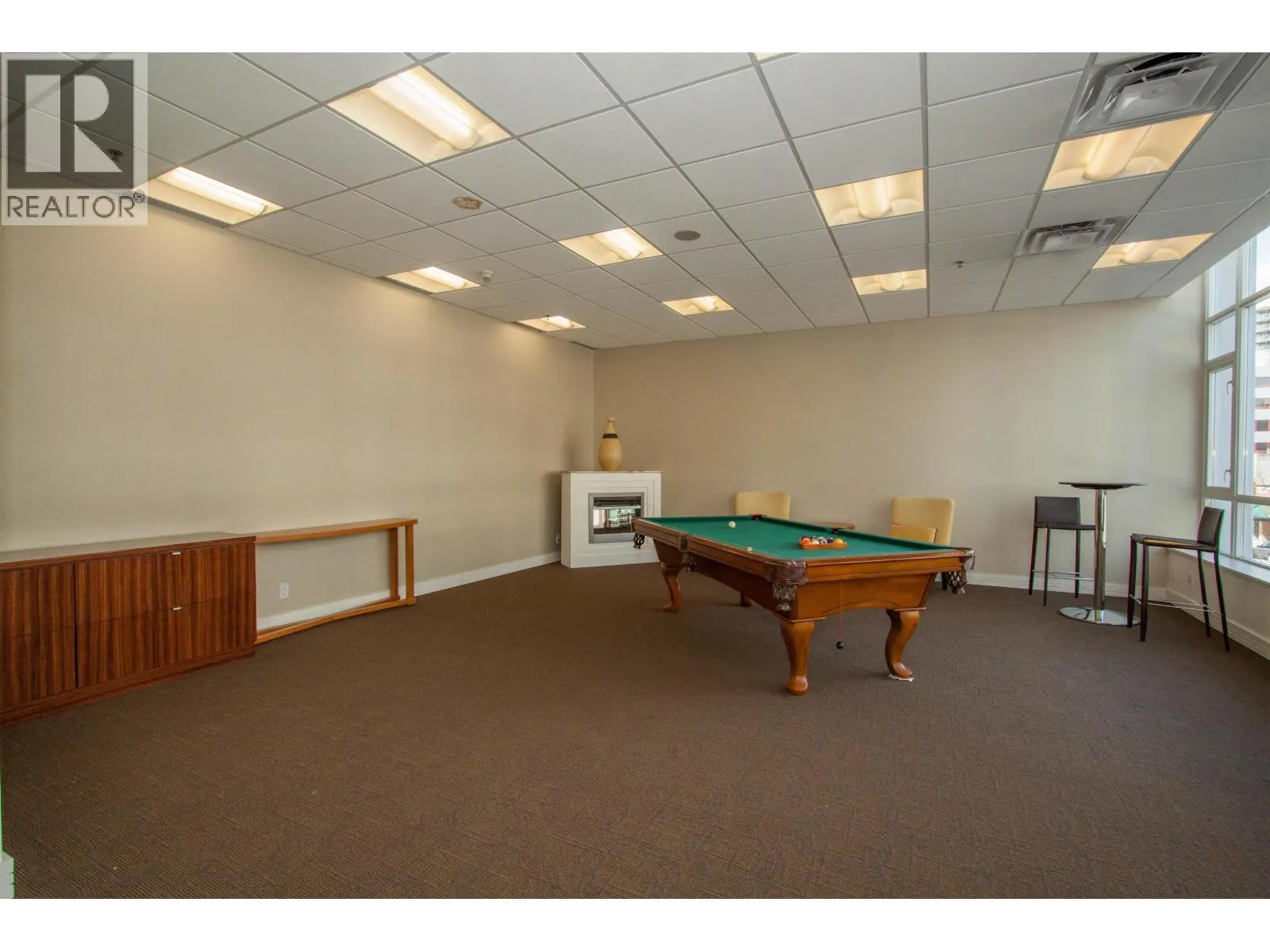 211 185 VICTORY SHIP WAY