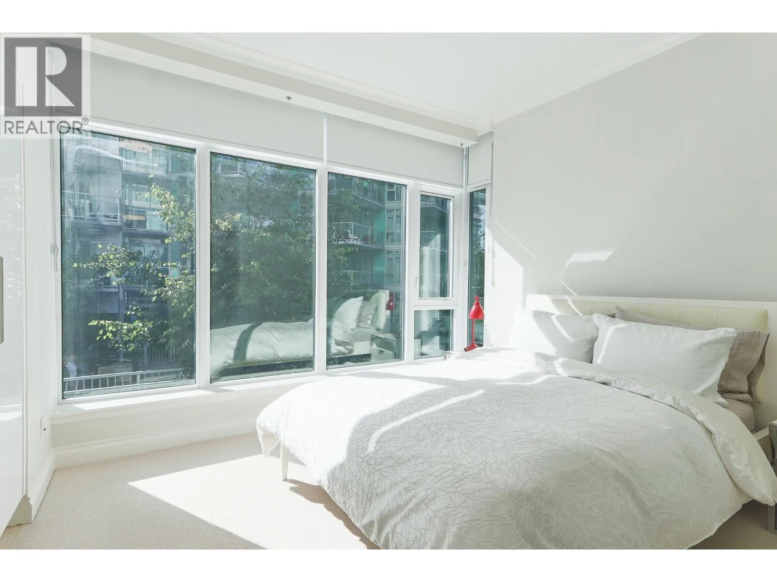 211 185 VICTORY SHIP WAY